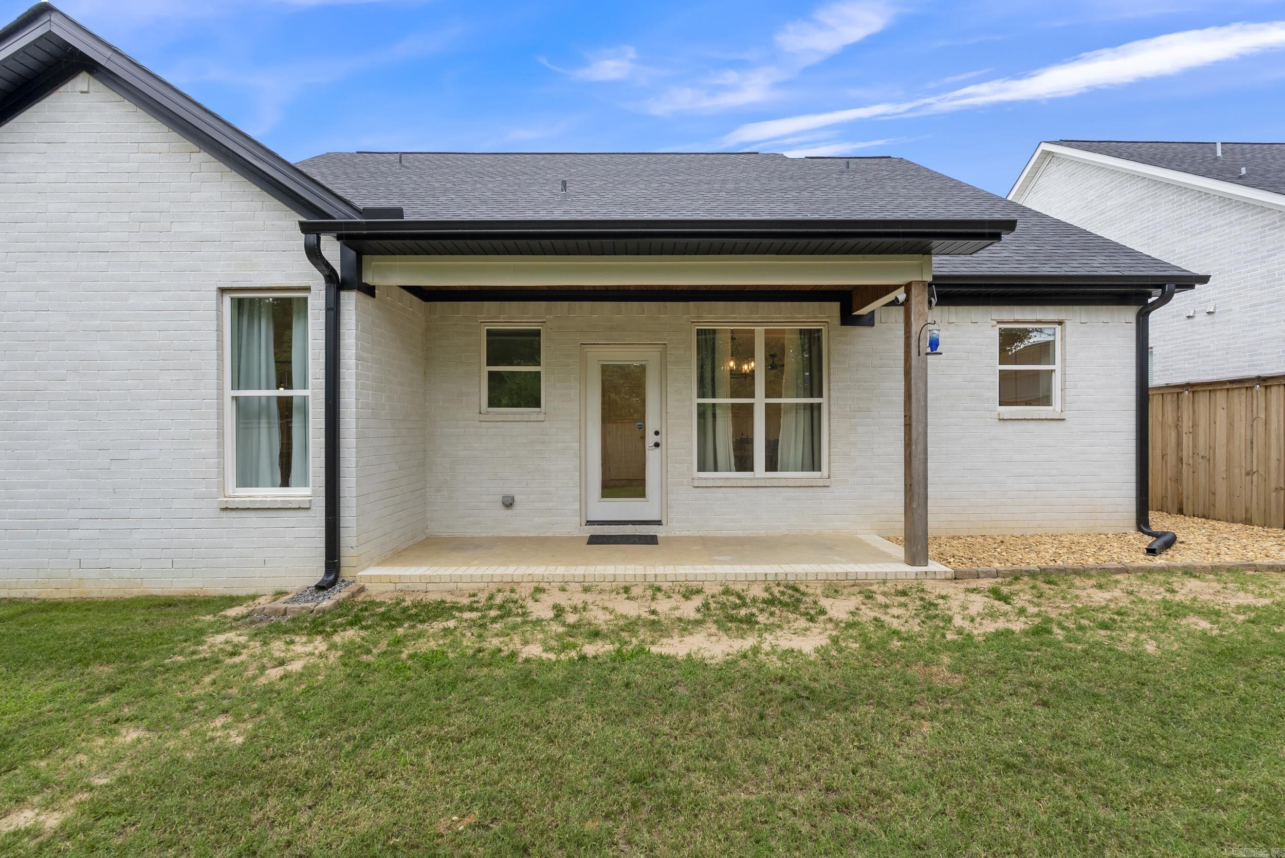 RIVENDALE COVE - Residential