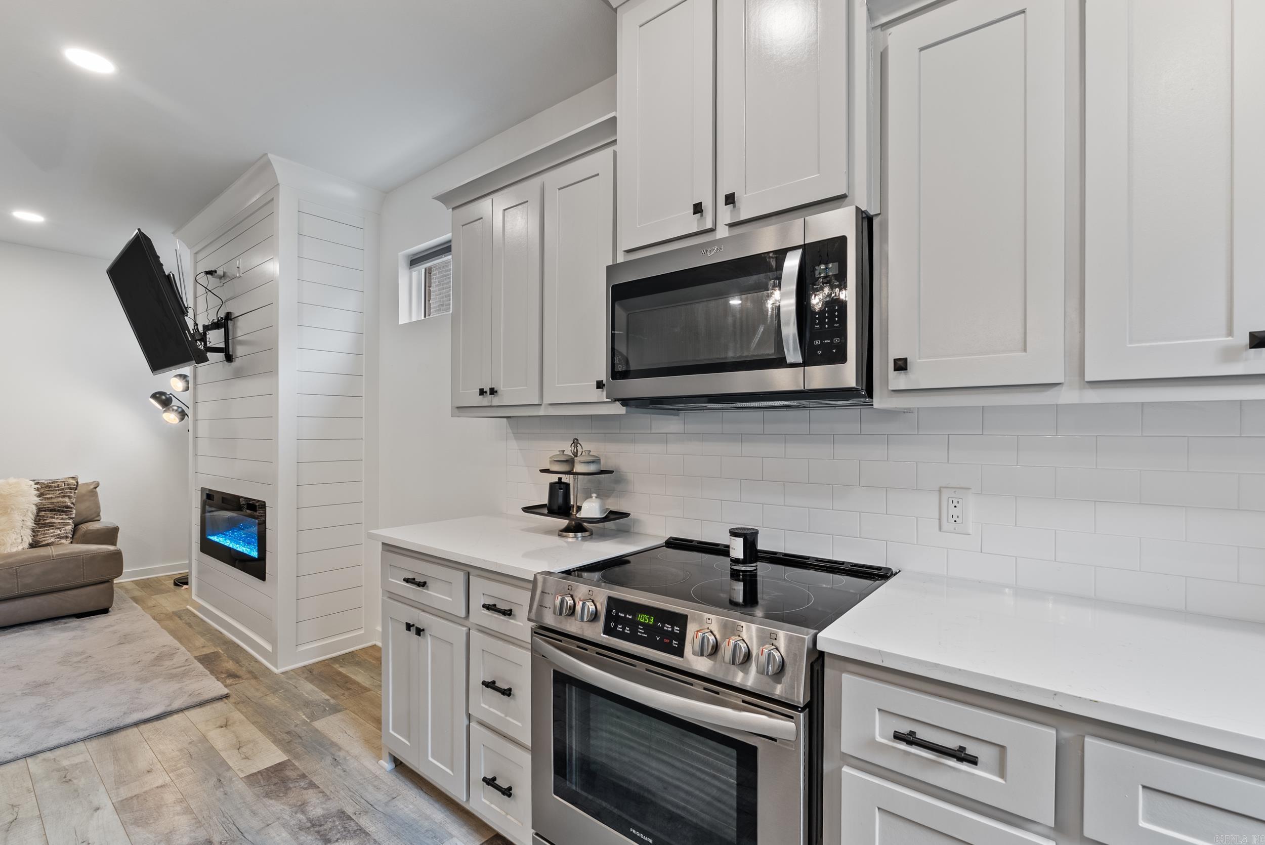 RIVENDALE COVE - Residential