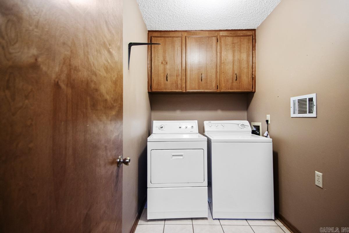 OAKBROOKE - Residential