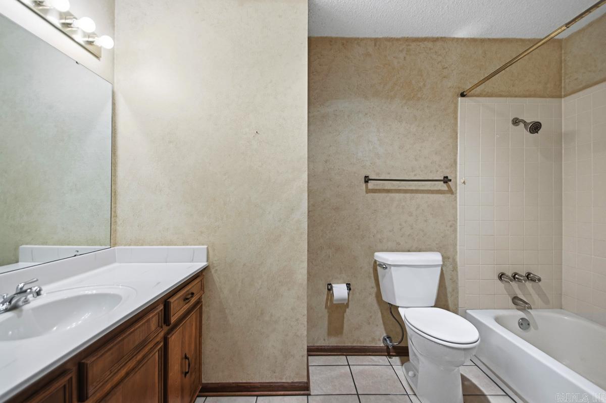 OAKBROOKE - Residential