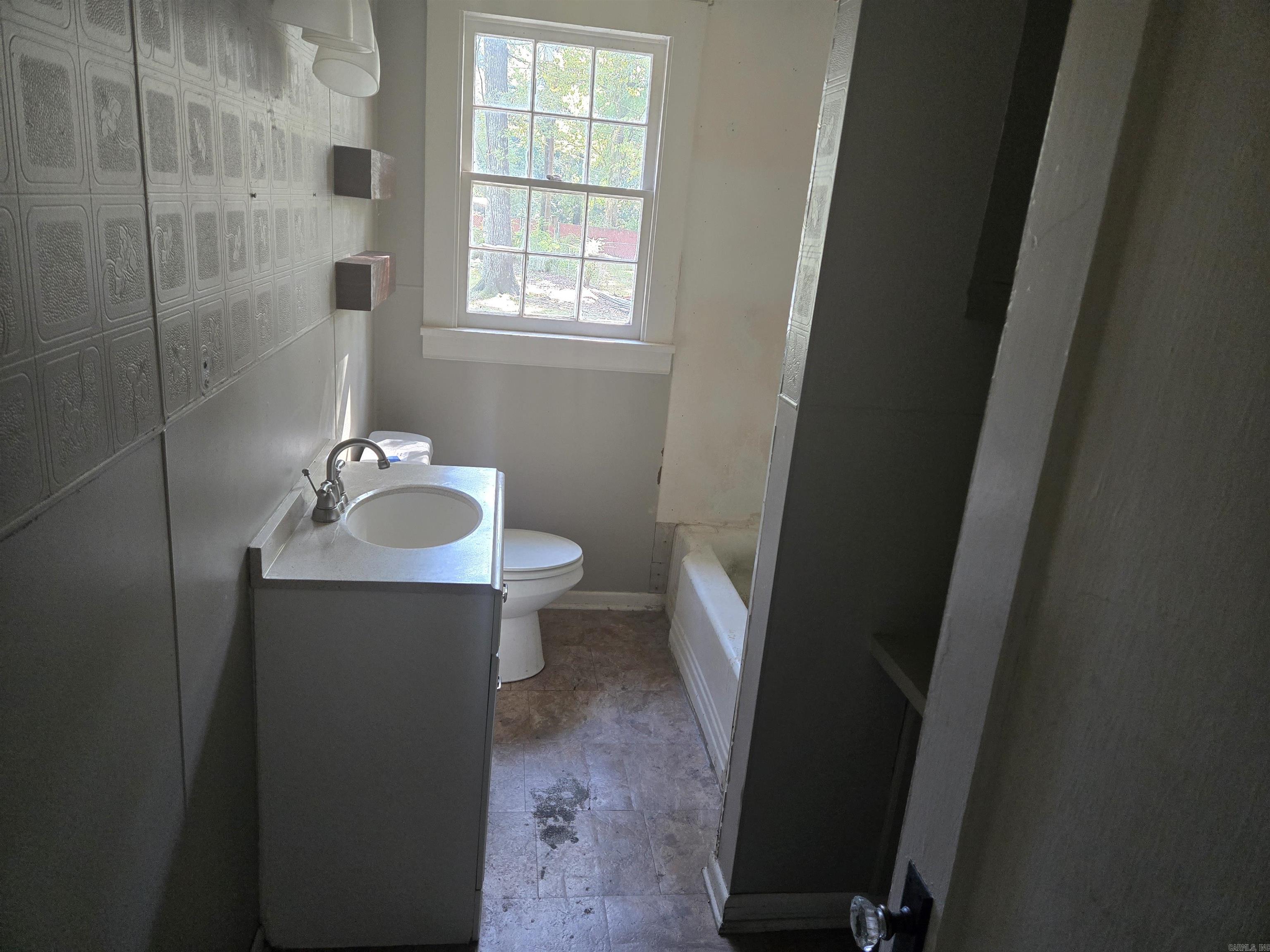 CROSSETT ORIGINAL - Residential