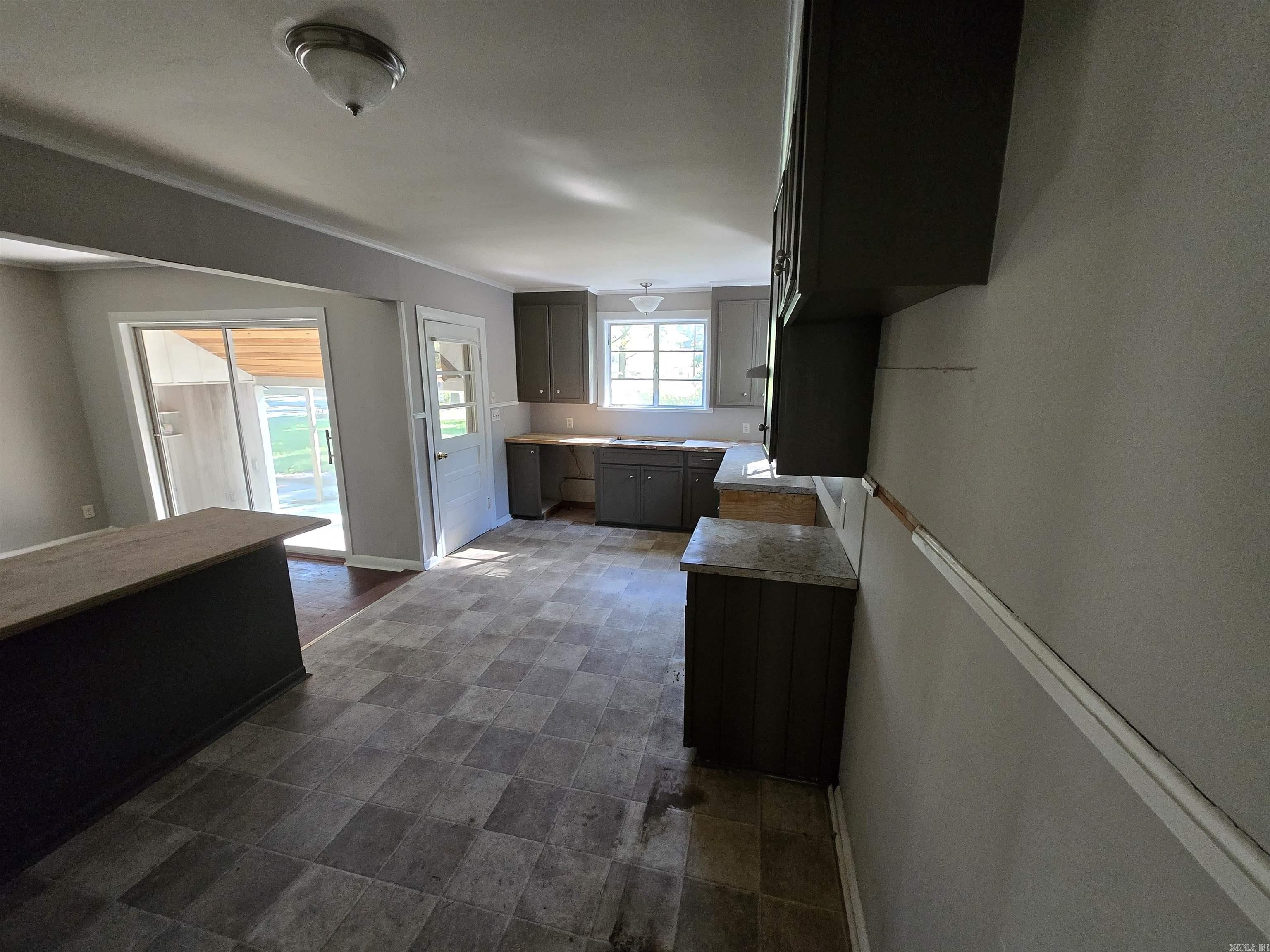 CROSSETT ORIGINAL - Residential