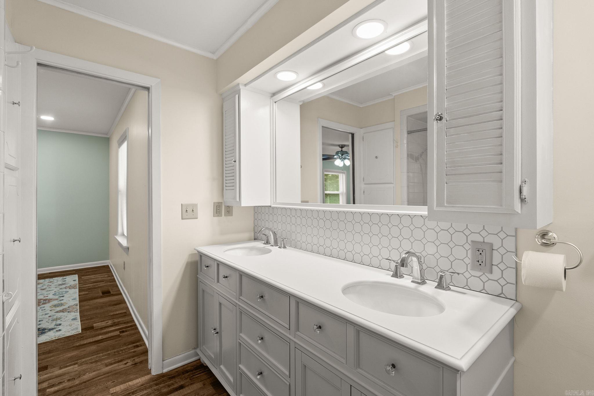 CEDAR GLADES - Residential