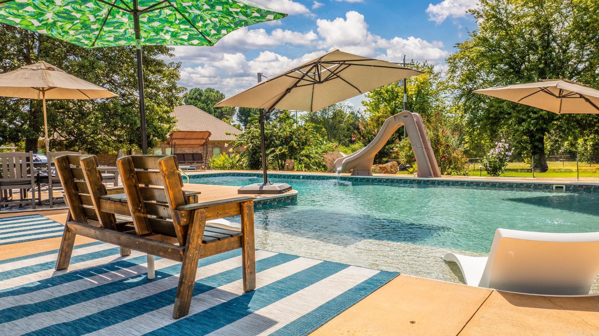 CEDAR GLADES - Residential