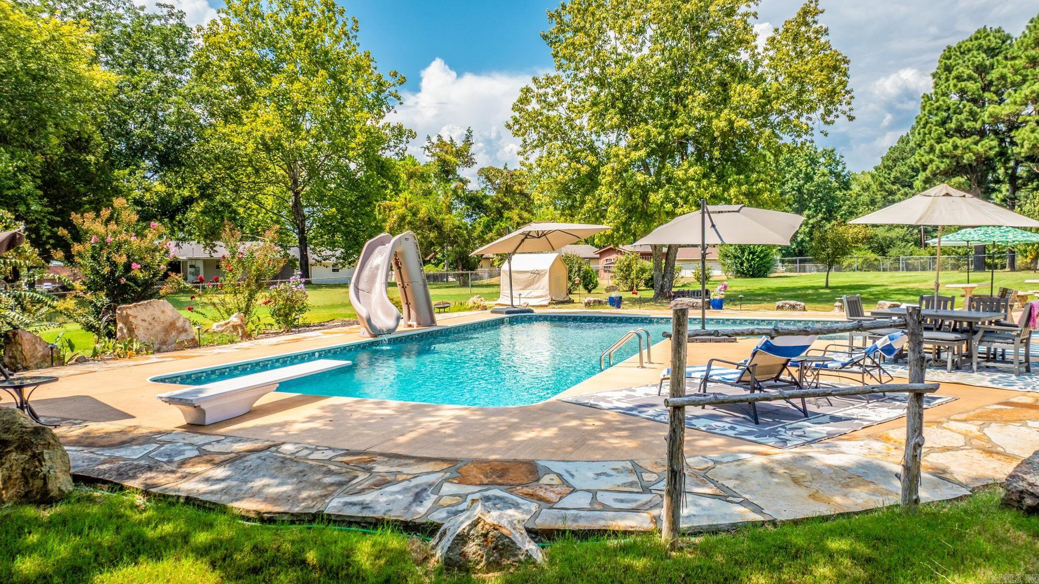 CEDAR GLADES - Residential