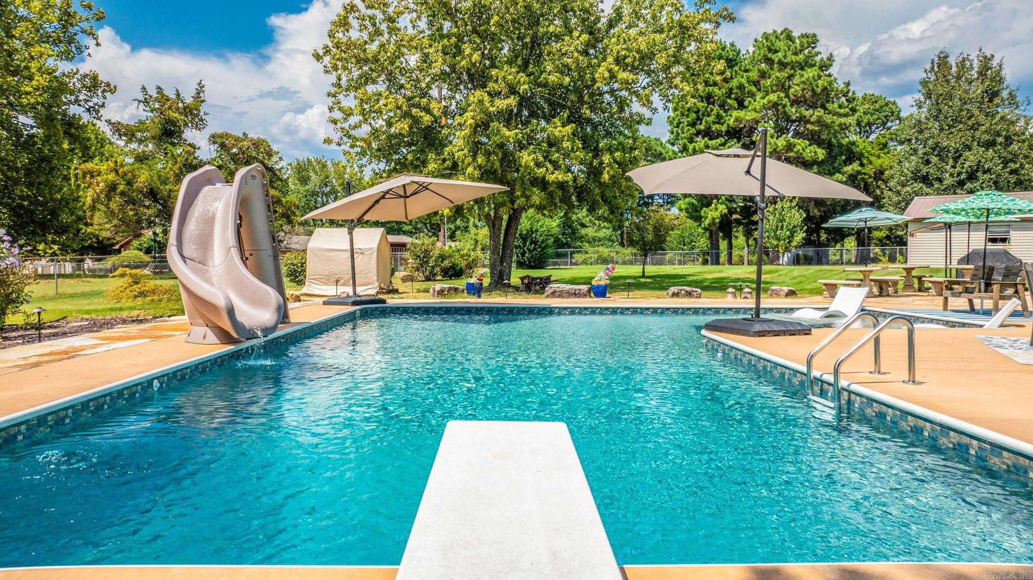 CEDAR GLADES - Residential