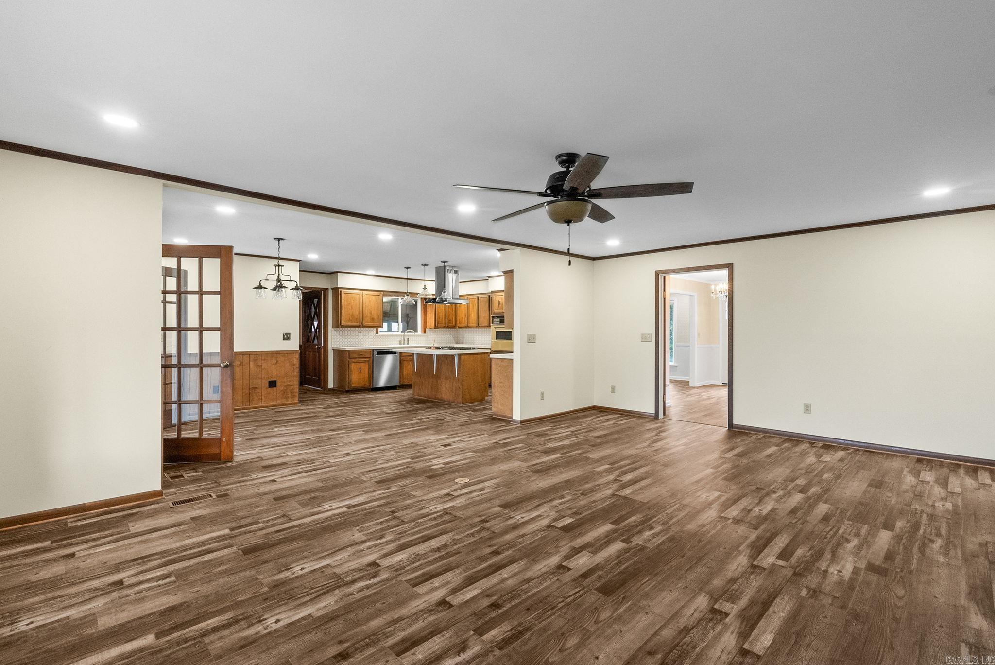 CEDAR GLADES - Residential