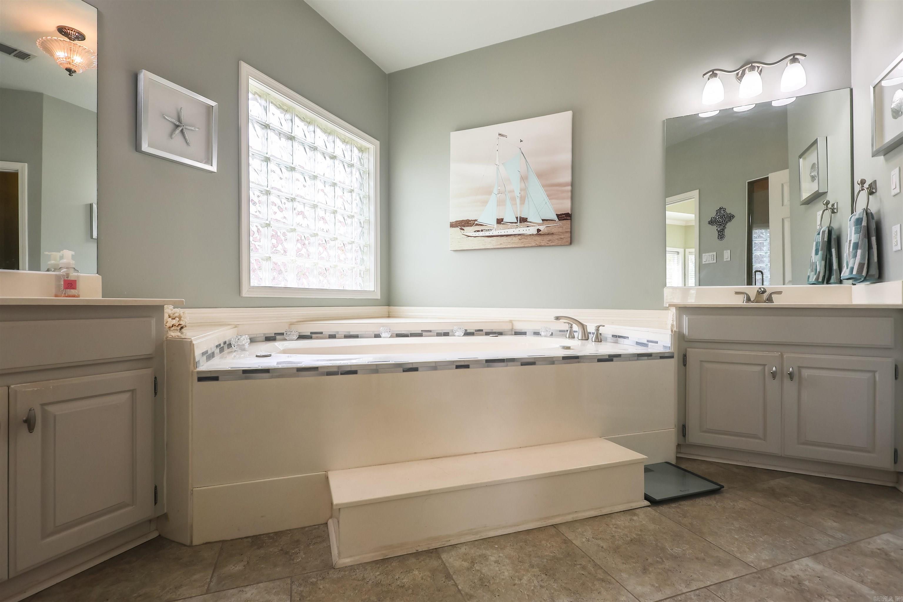 CLIFFWOOD - Residential