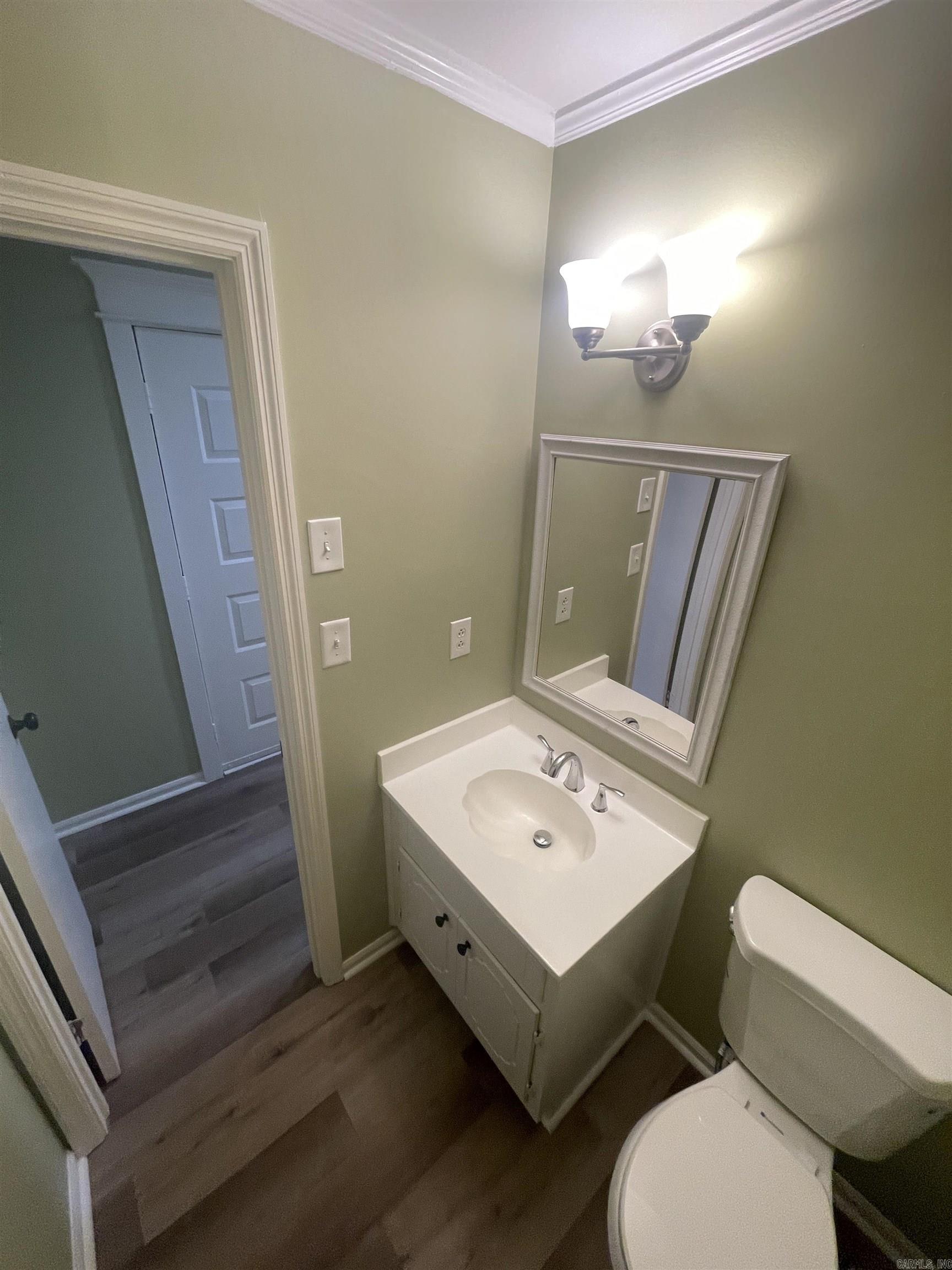 BRISTOL COMMONS TWNHS - Residential