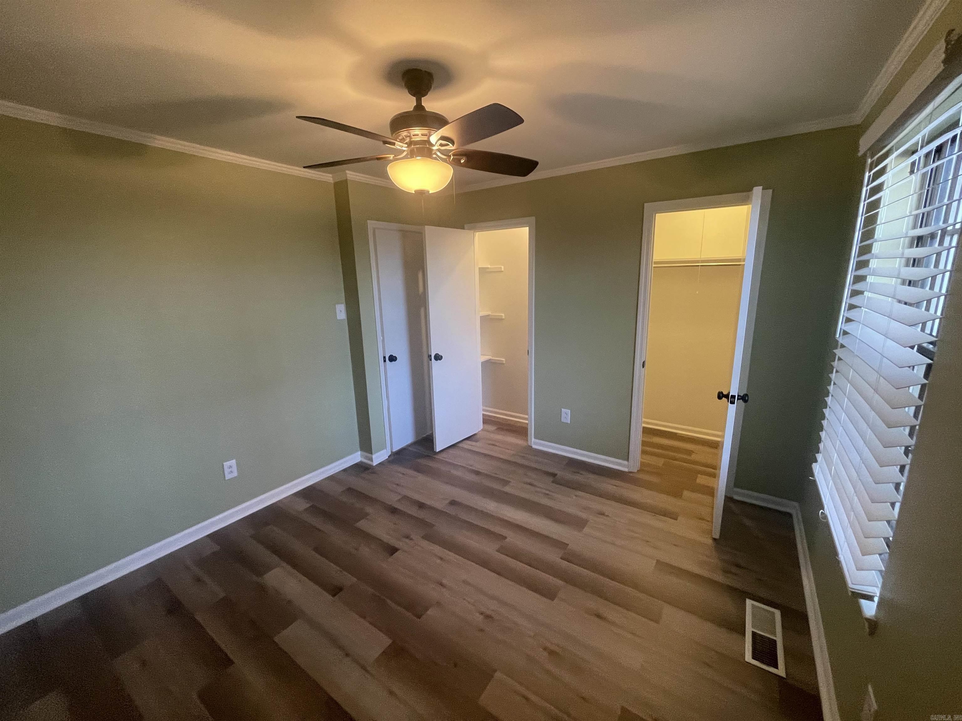 BRISTOL COMMONS TWNHS - Residential