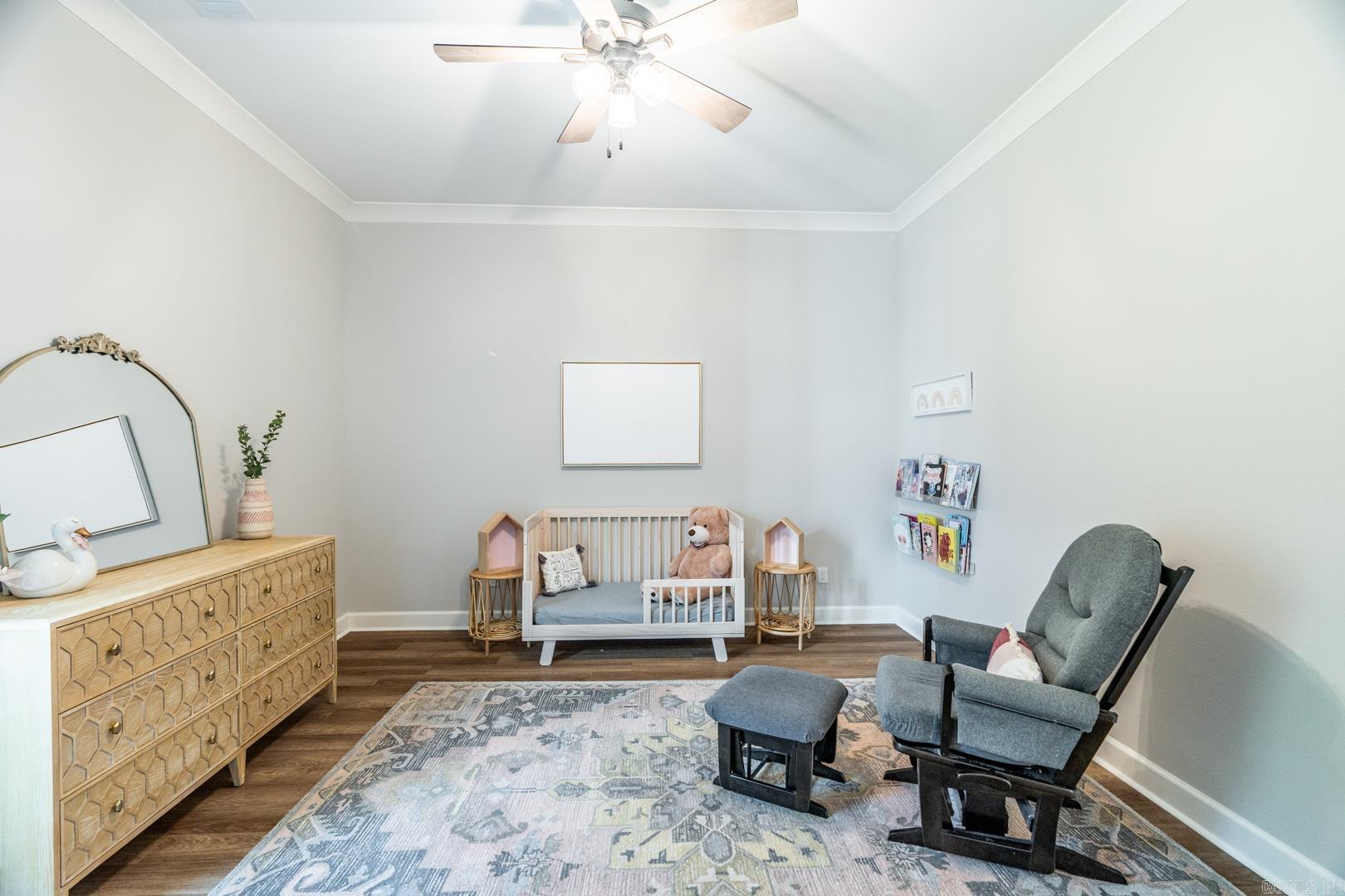 CHENAL VALLEY "ENSBURY PLACE" - Residential