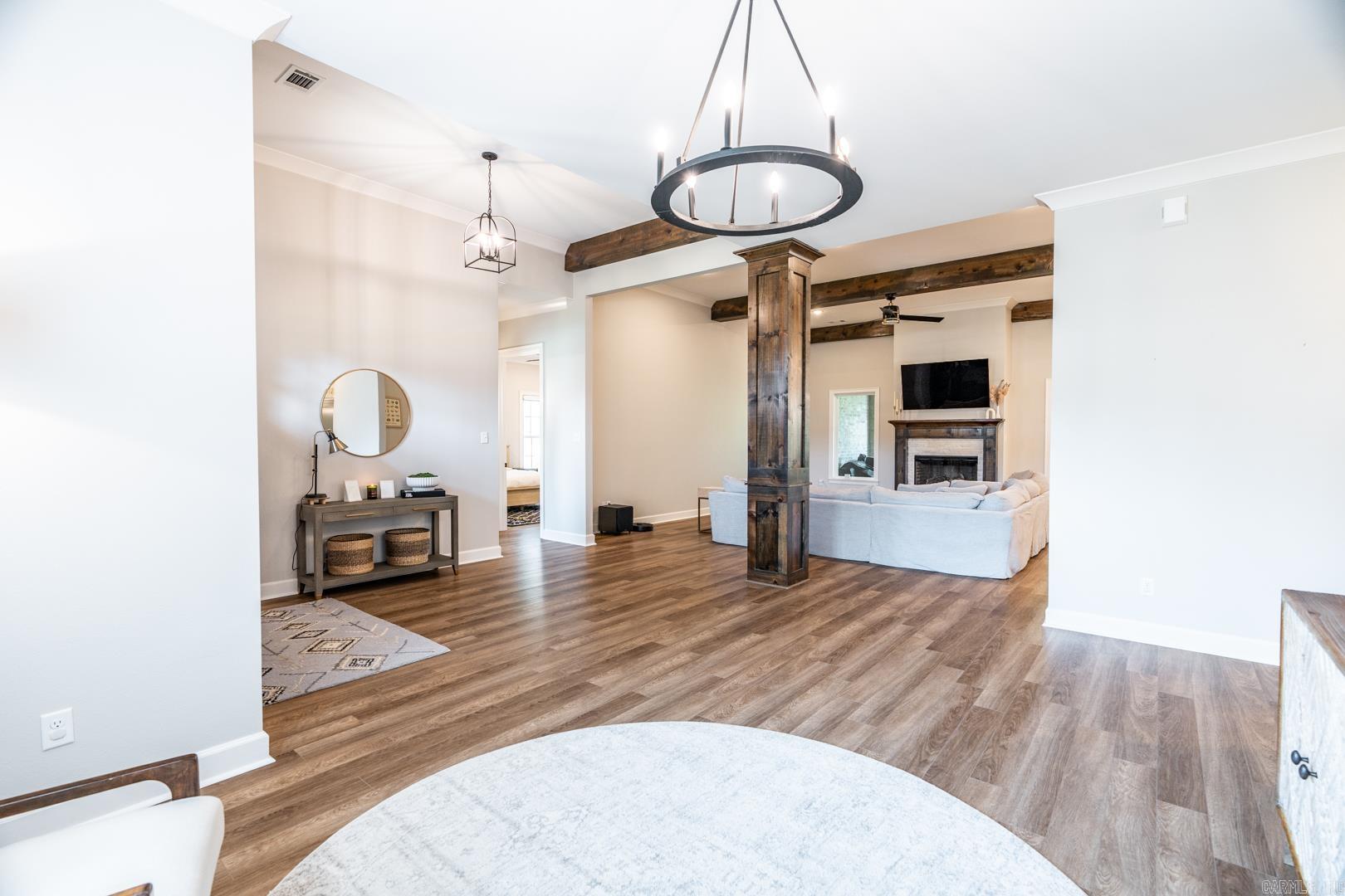 CHENAL VALLEY "ENSBURY PLACE" - Residential