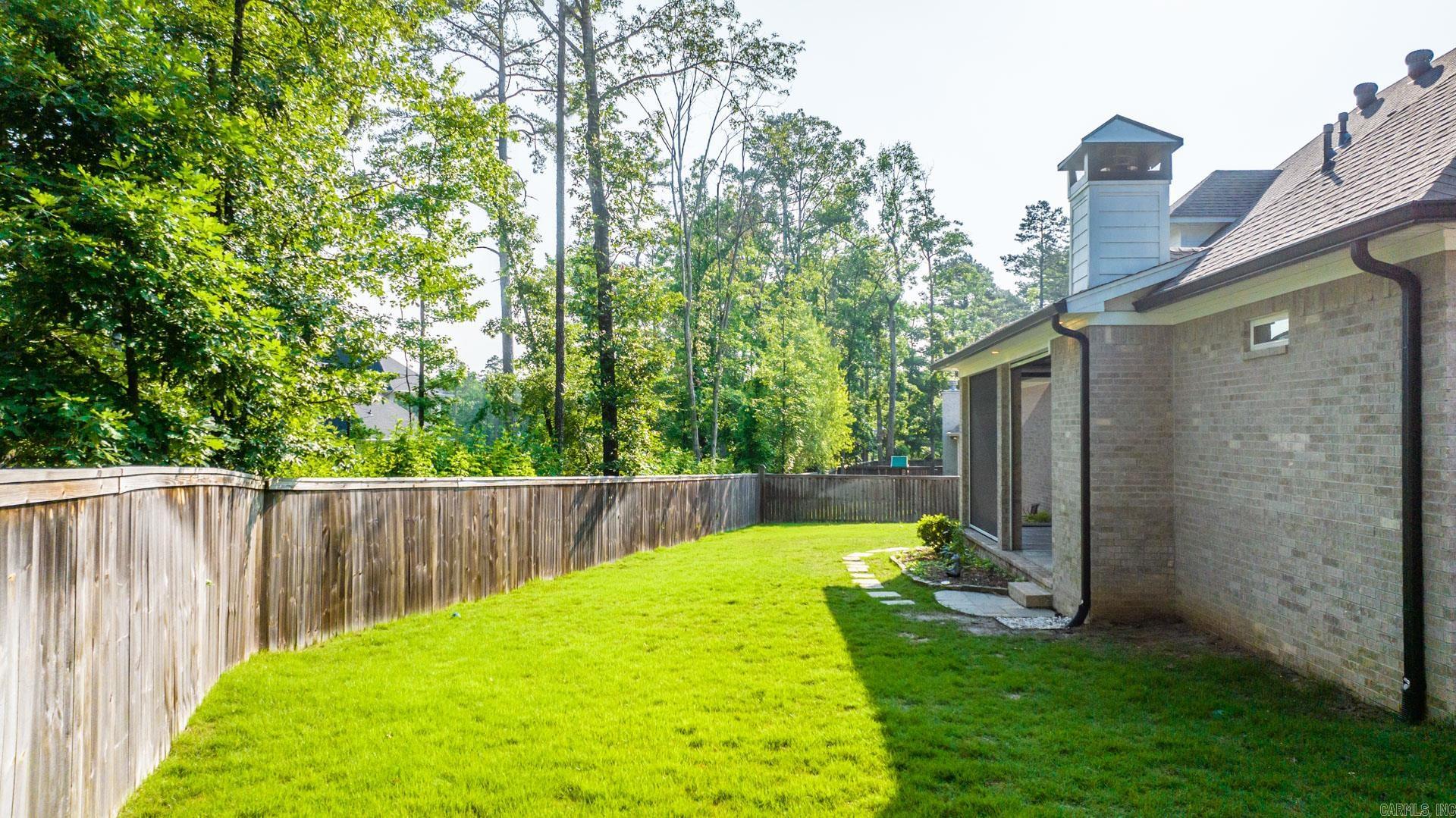 CHENAL VALLEY "ENSBURY PLACE" - Residential