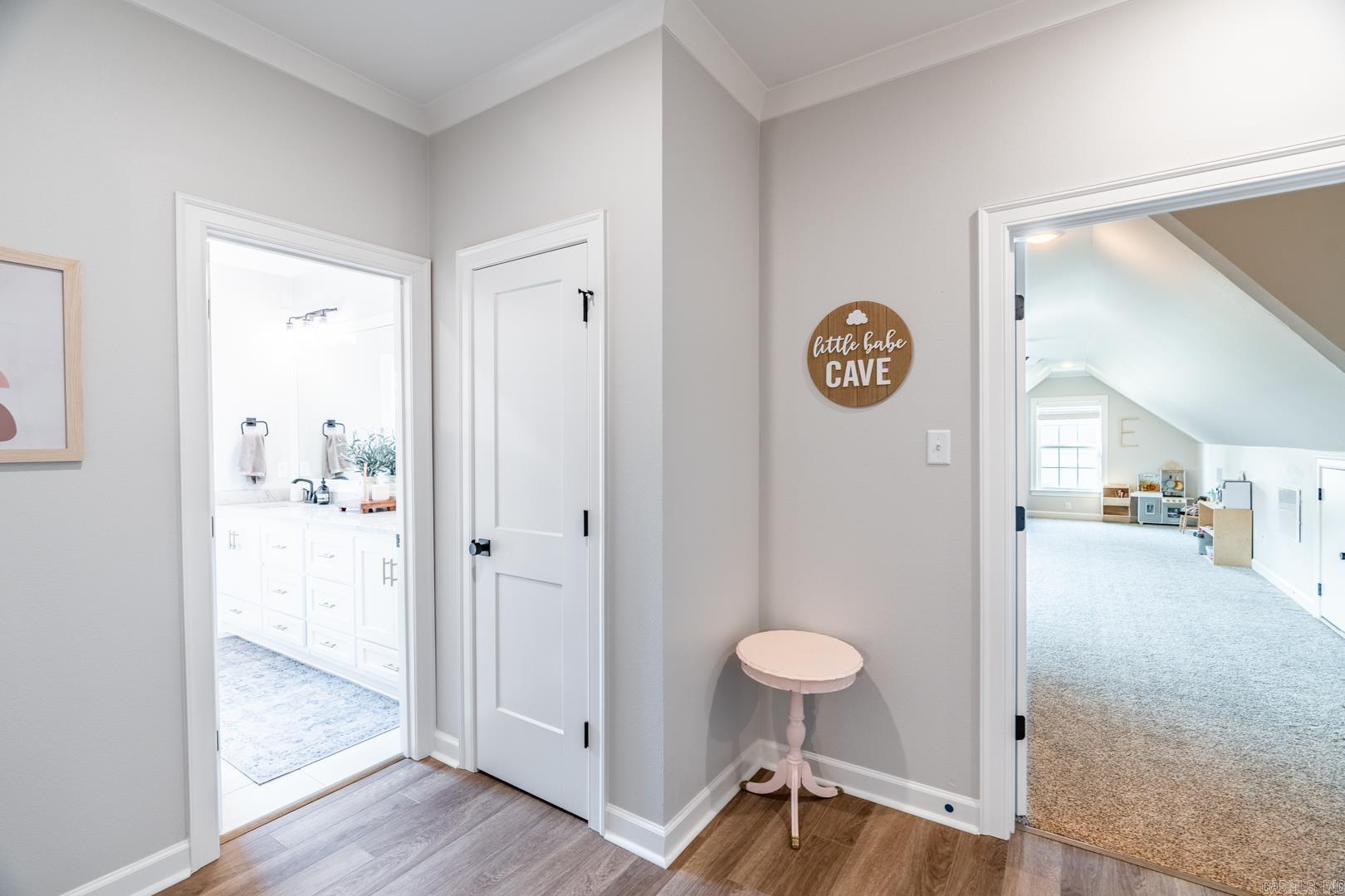 CHENAL VALLEY "ENSBURY PLACE" - Residential