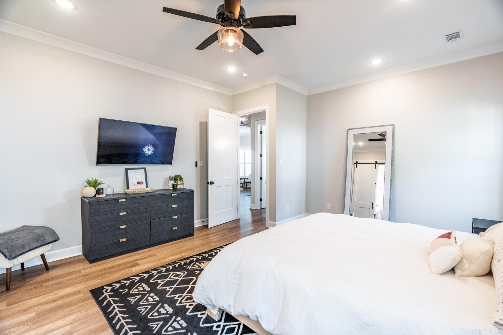 CHENAL VALLEY "ENSBURY PLACE" - Residential