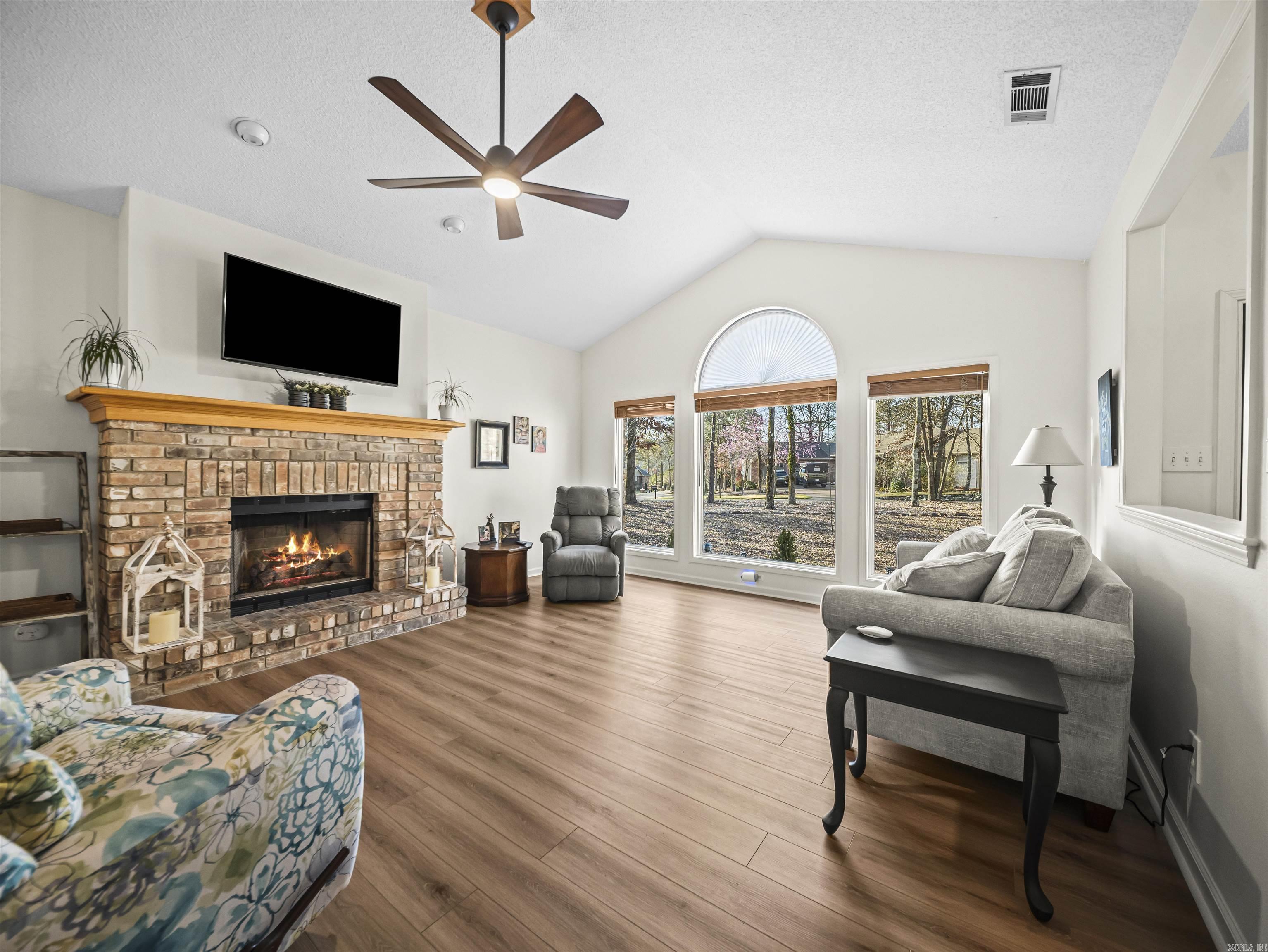 TIBURON - Residential