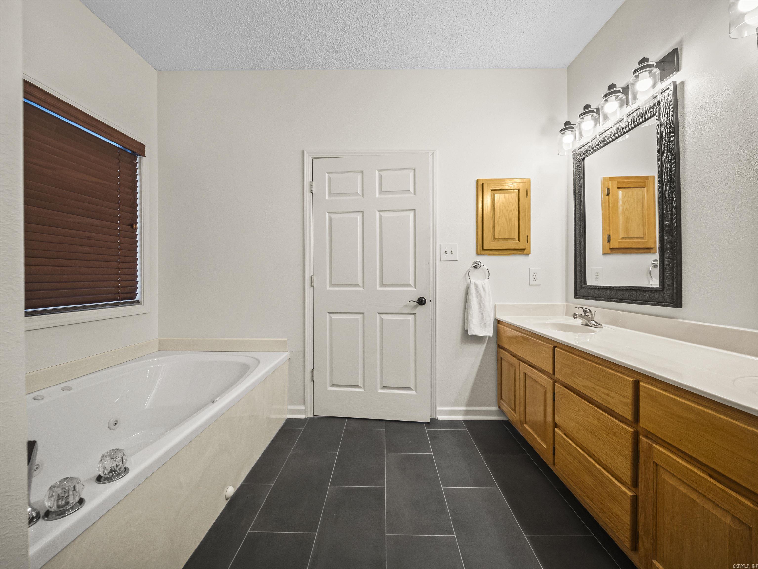 TIBURON - Residential