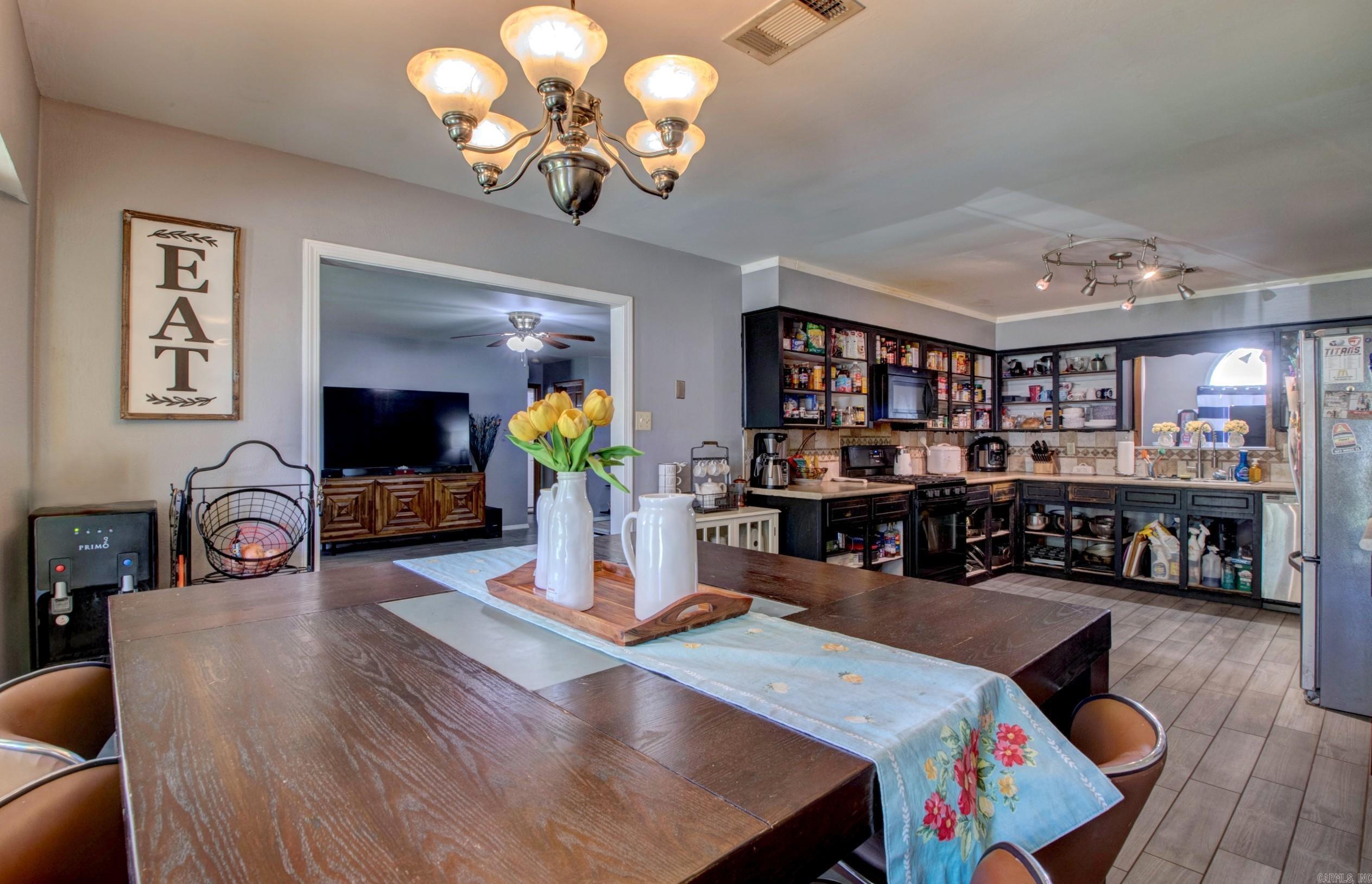 FOXWOOD J - Residential