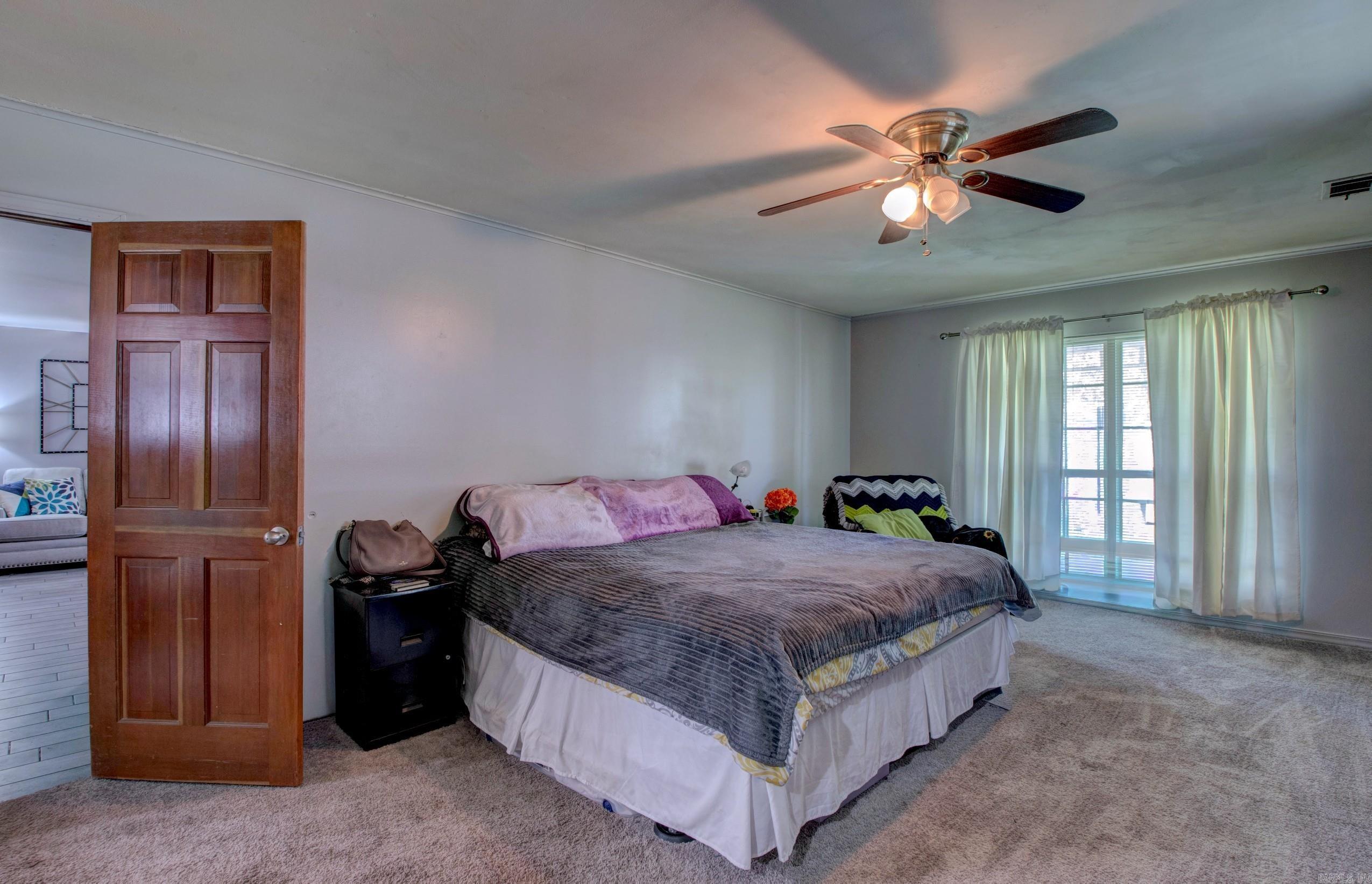 FOXWOOD J - Residential