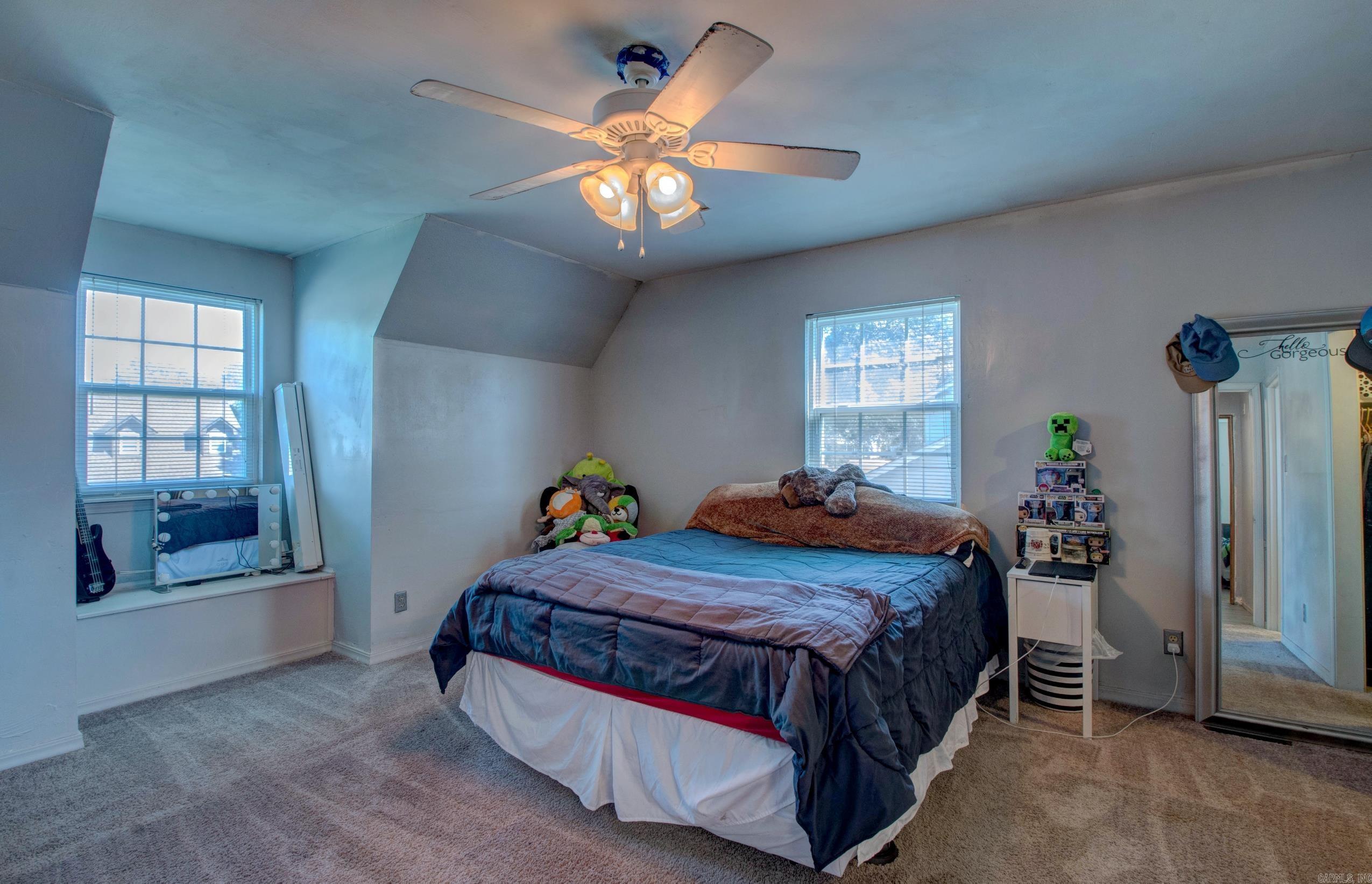 FOXWOOD J - Residential