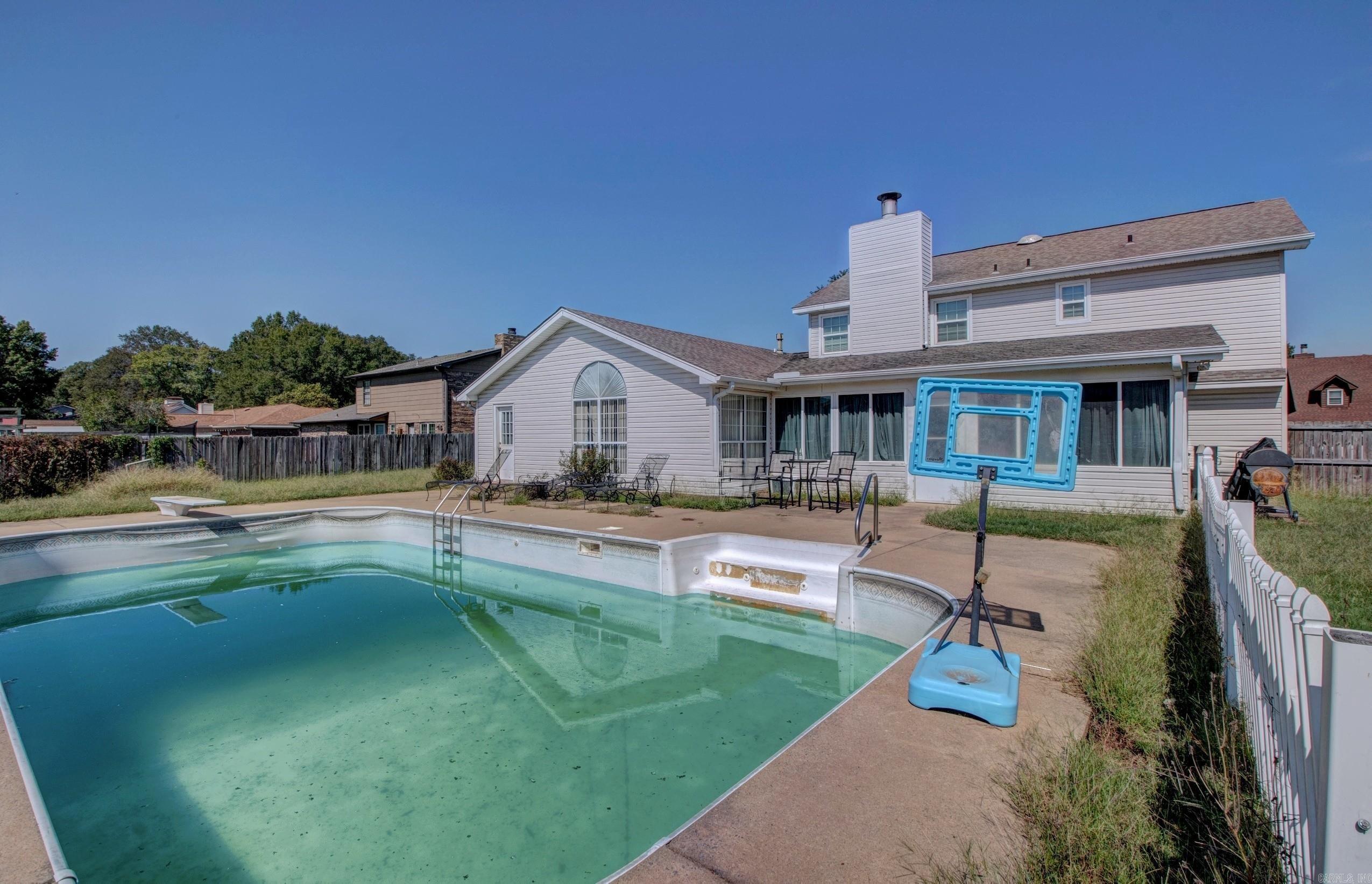 FOXWOOD J - Residential