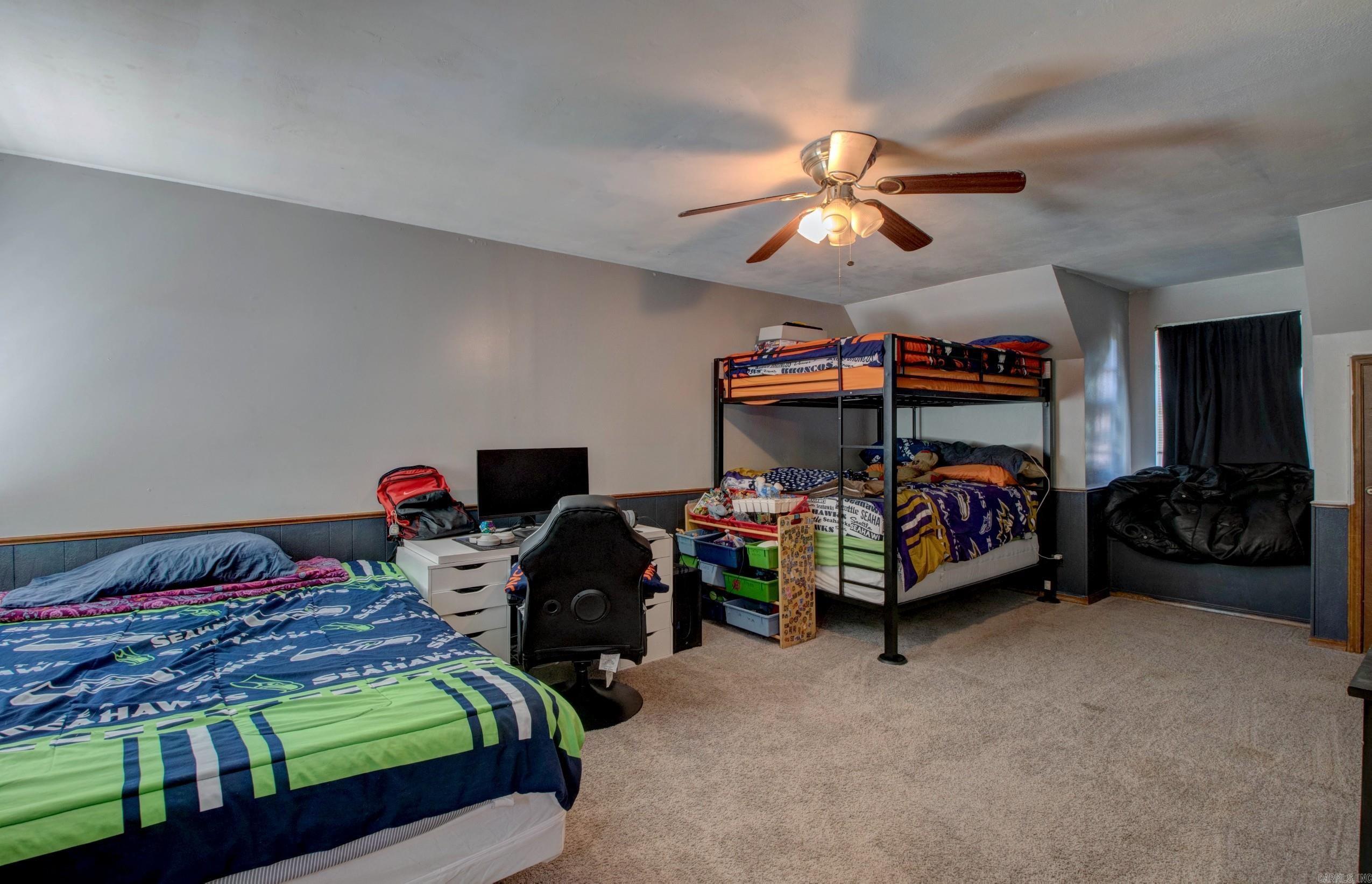 FOXWOOD J - Residential