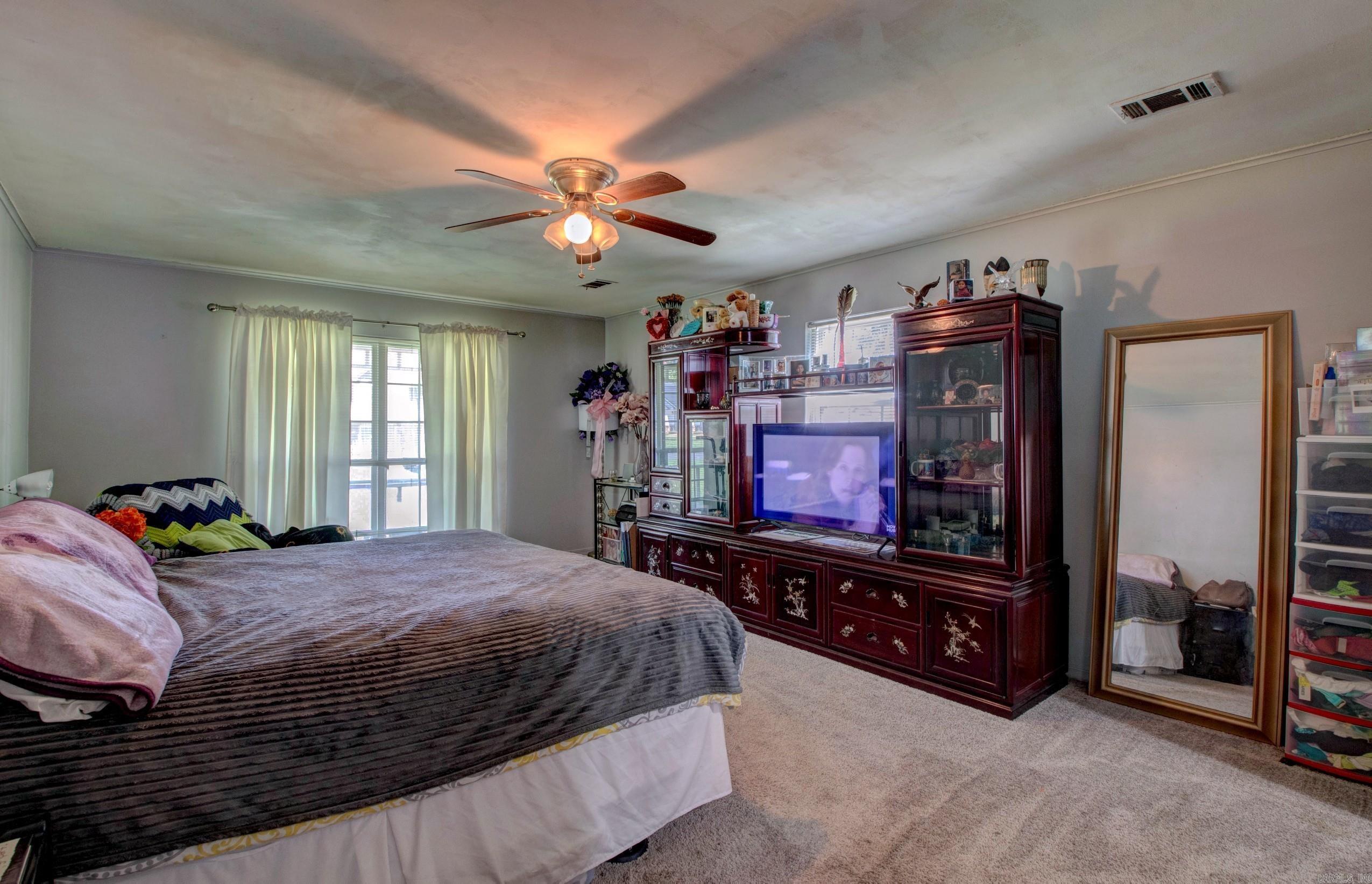 FOXWOOD J - Residential