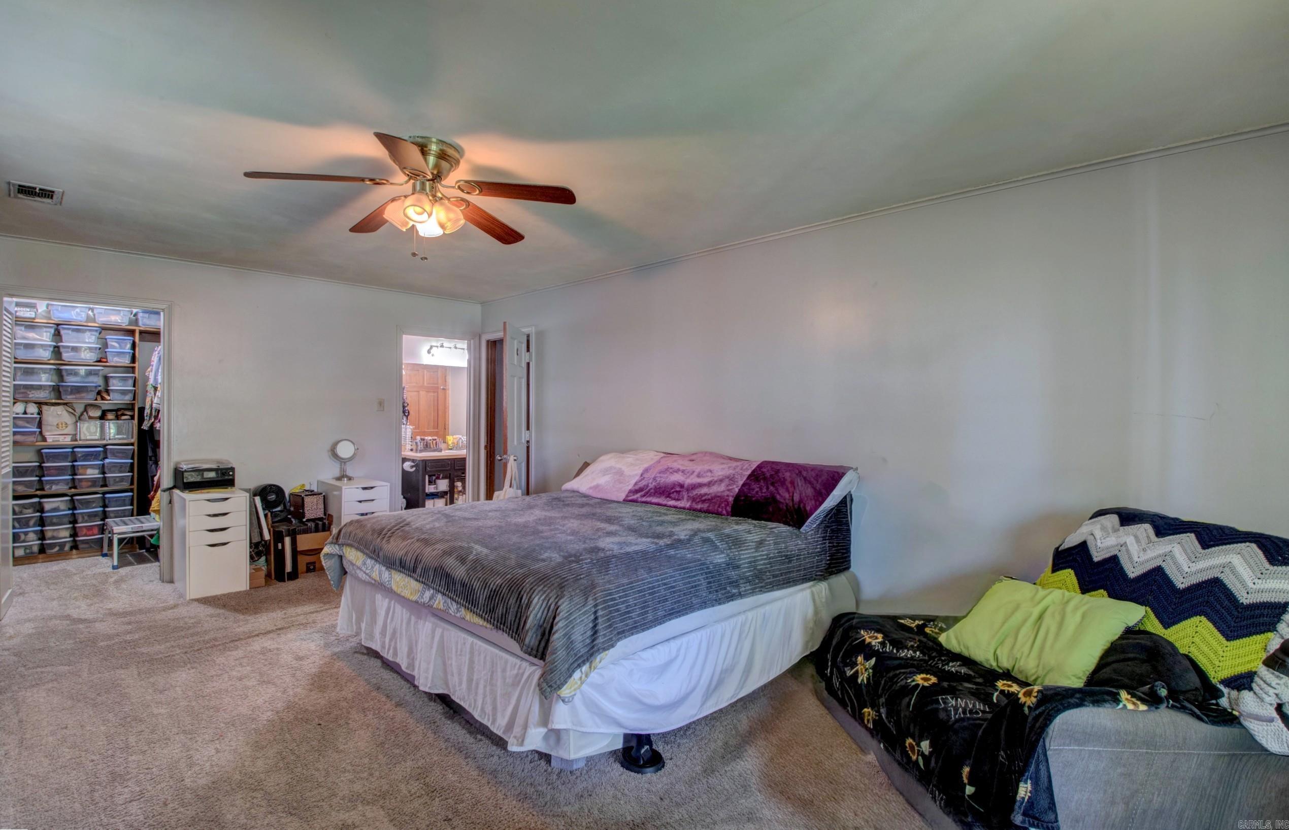 FOXWOOD J - Residential