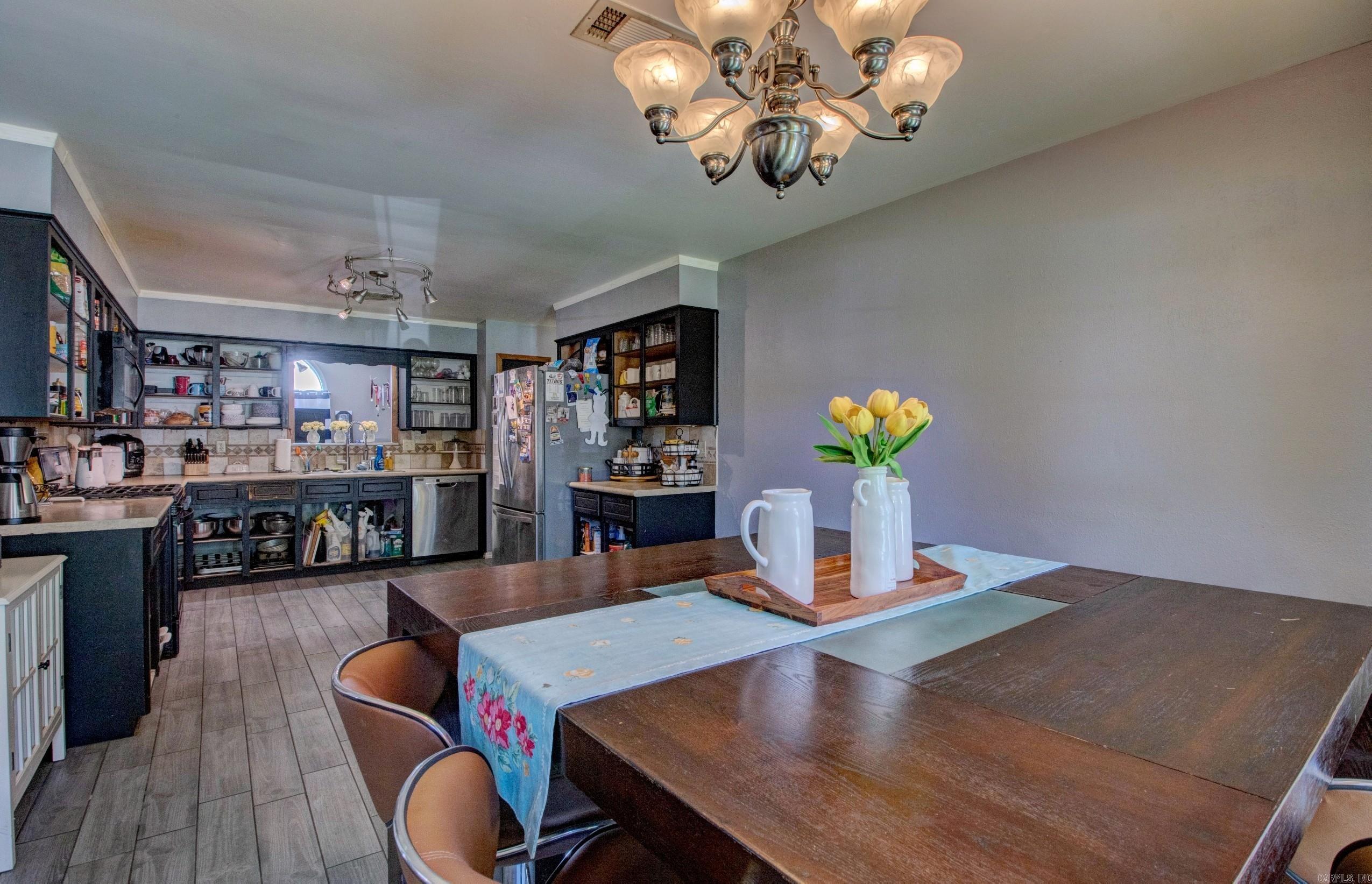 FOXWOOD J - Residential