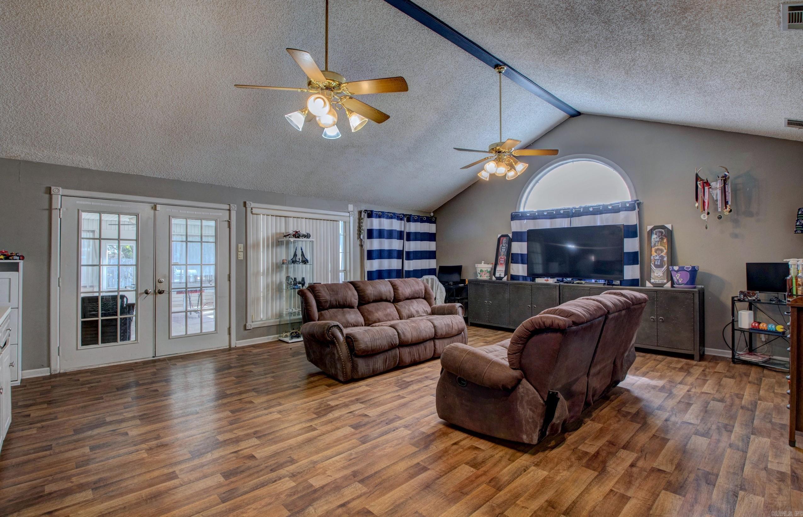 FOXWOOD J - Residential