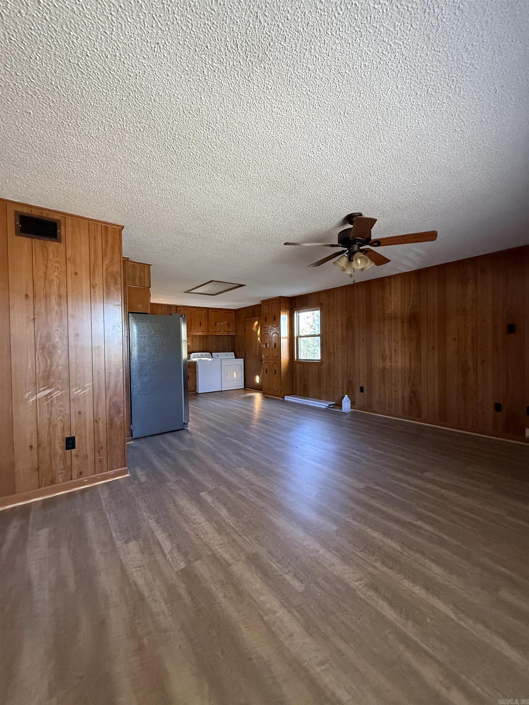 Metes & Bounds - Residential Income