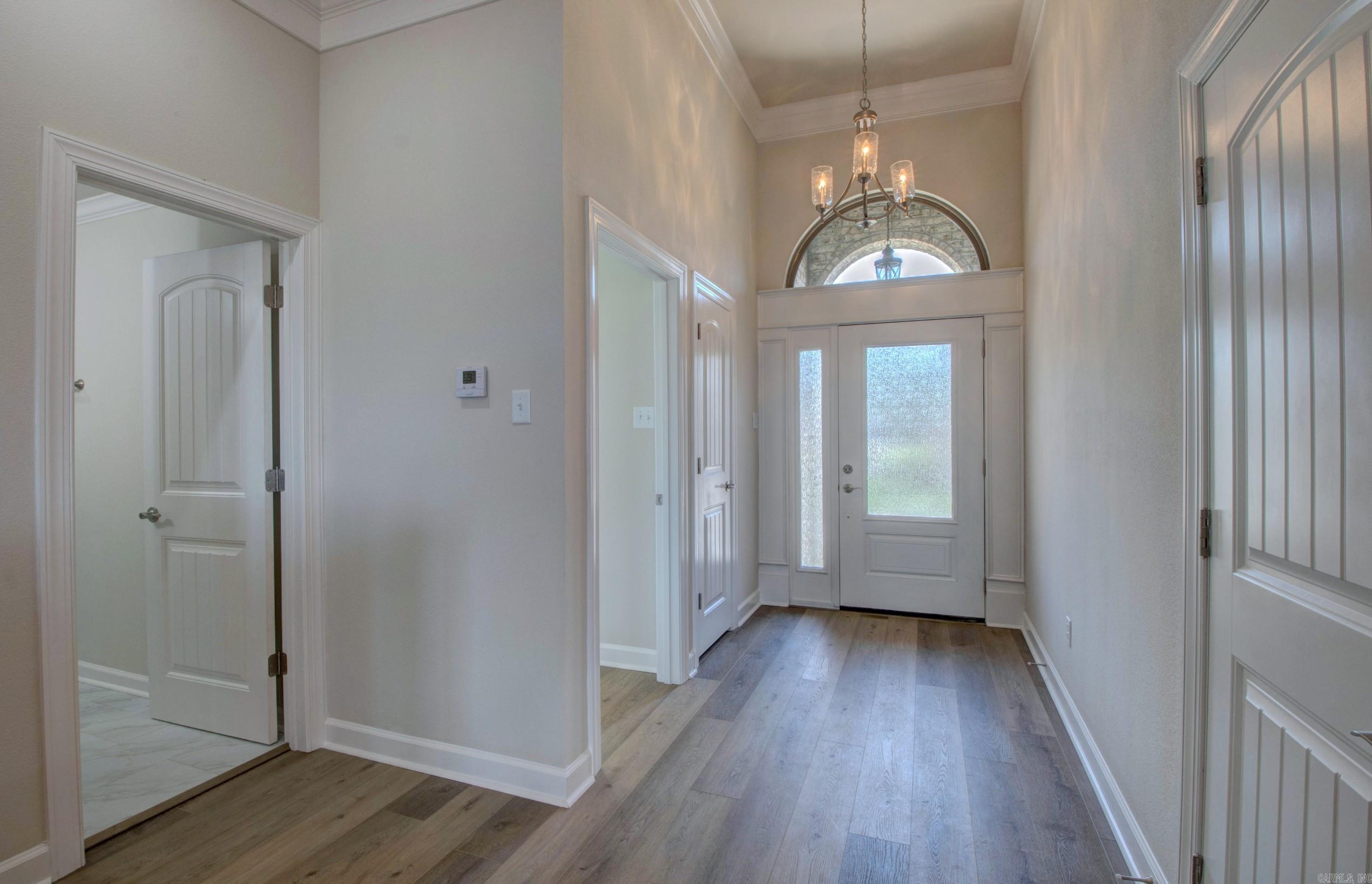 MAJESTIC POINTE - Residential