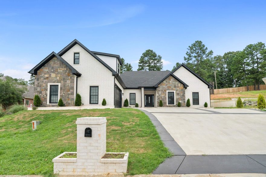 Modern 4 bed, 2 bath home in gated Quail Ridge Subdivision. This property features 4 spacious bedrooms on main level, 2 full bathrooms, a 2 car garage and a bonus room on the second level. The large open kitchen/living room provides an inviting space for relaxation and entertaining, while a cozy Fireplace adds warmth and charm to the home. Located in Lakeside School District and minutes away from hospital and downtown. Schedule to-take alook at this beautiful home!!