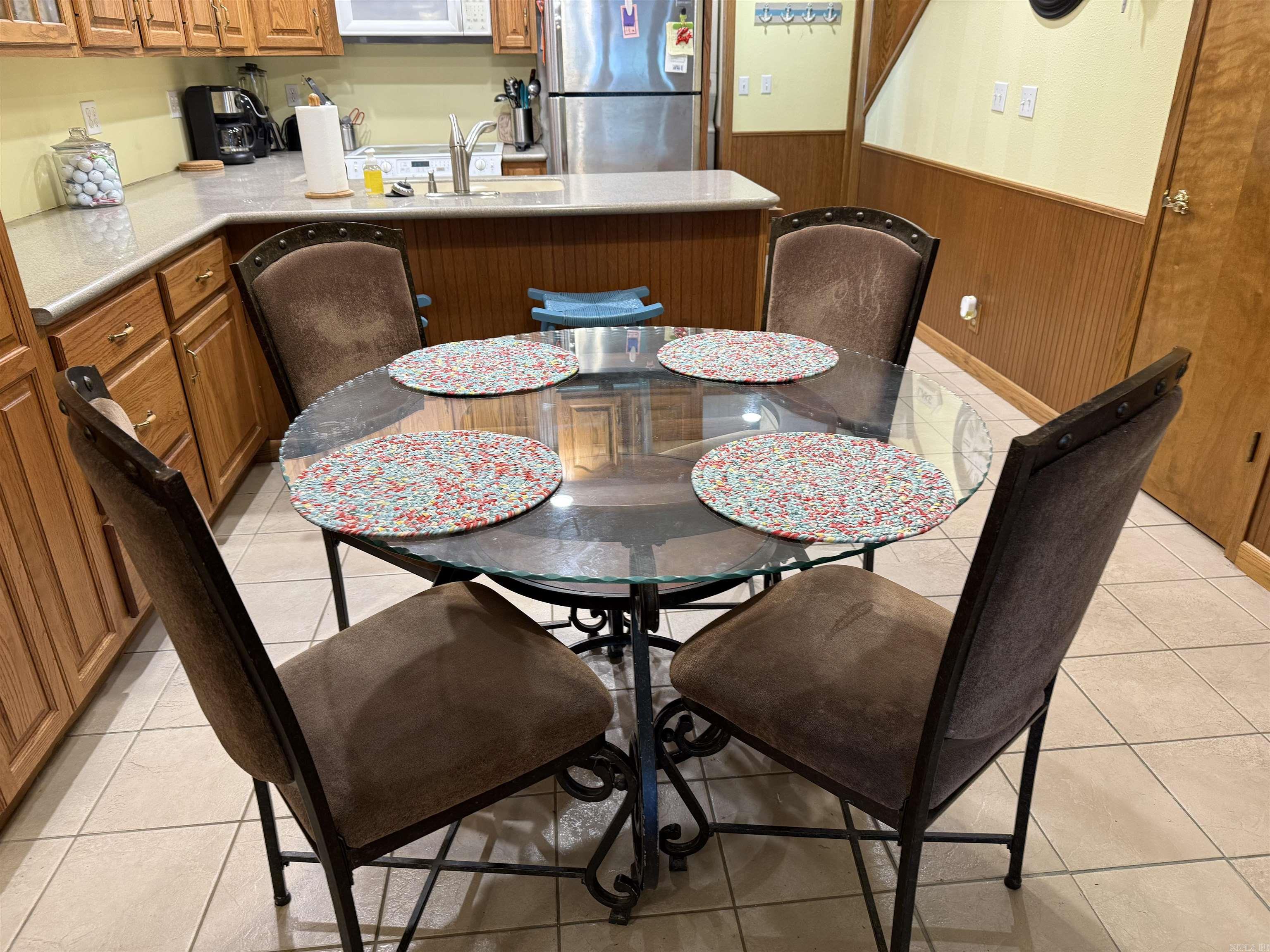 LAKEWOOD HILLS CONDO - Residential