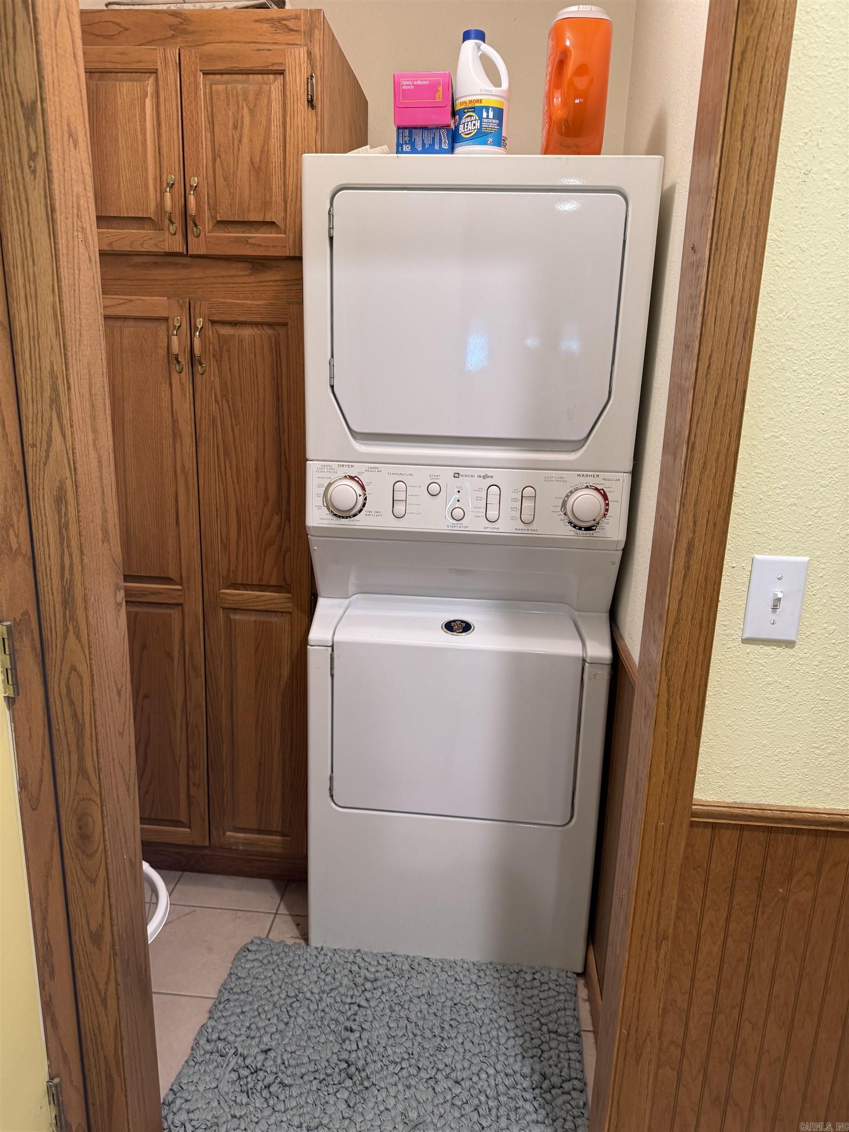 LAKEWOOD HILLS CONDO - Residential