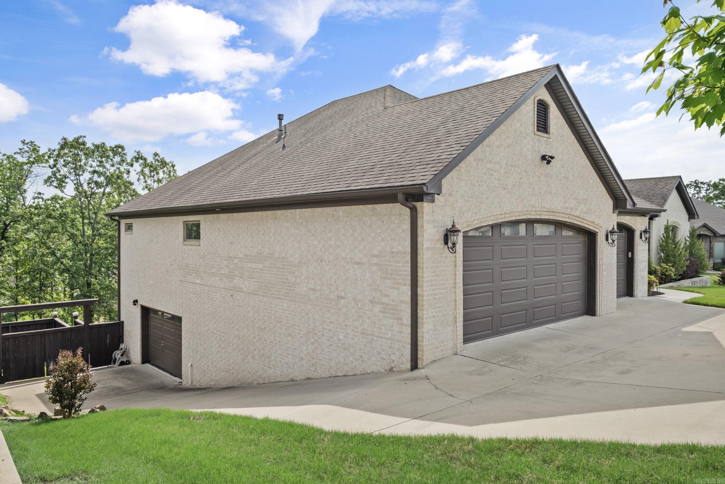 CREEKSIDE ADDN - Residential