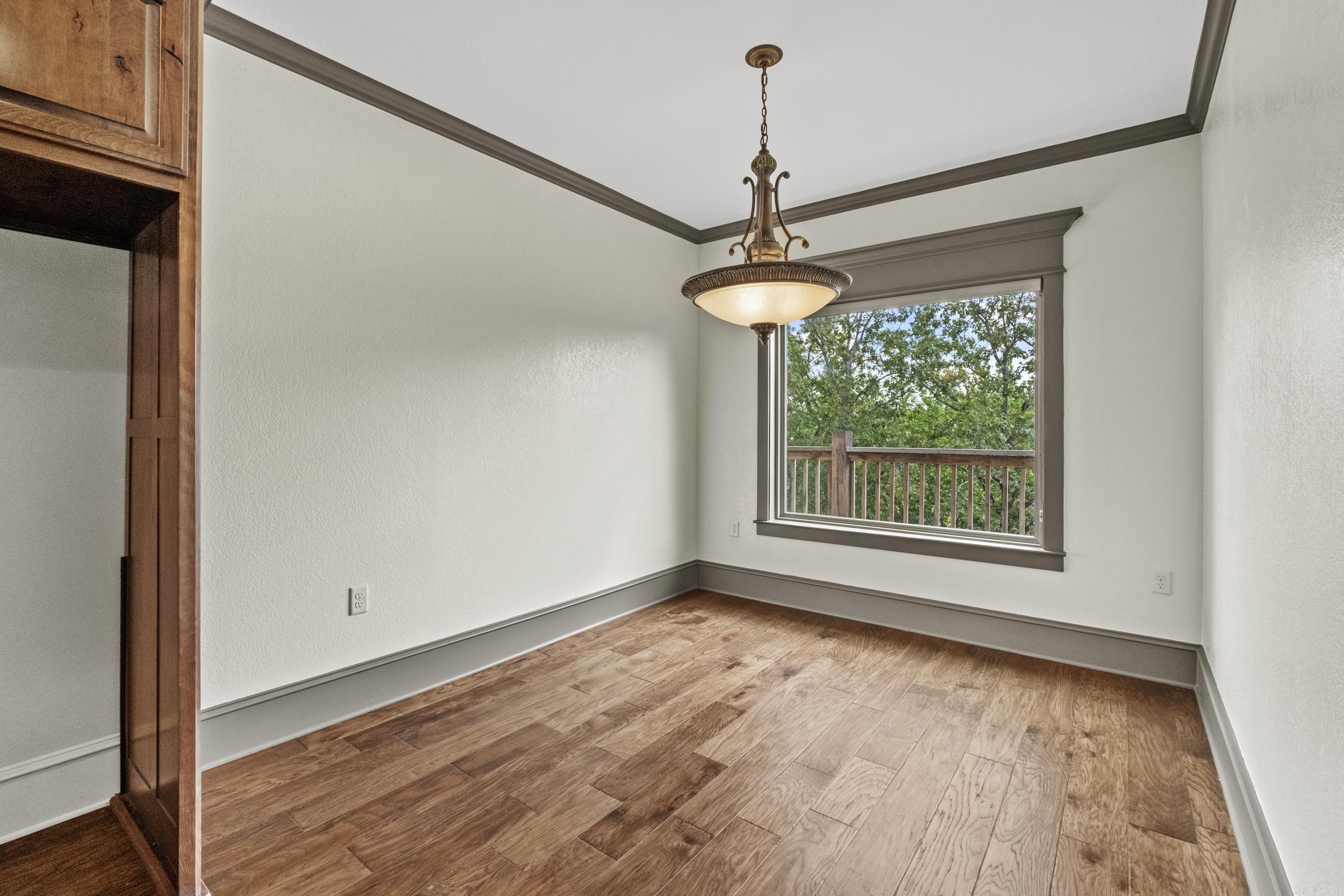 CREEKSIDE ADDN - Residential