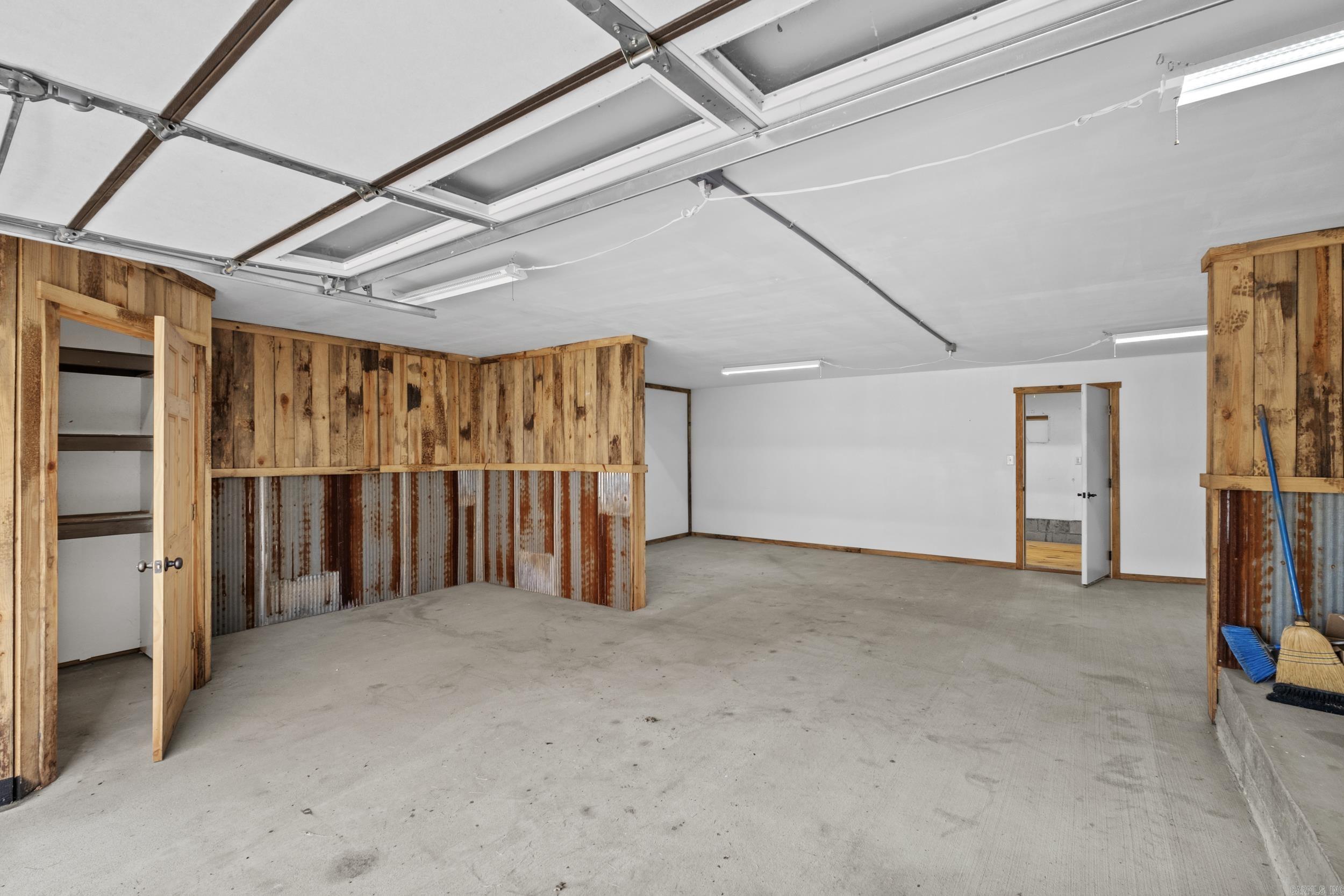 CREEKSIDE ADDN - Residential