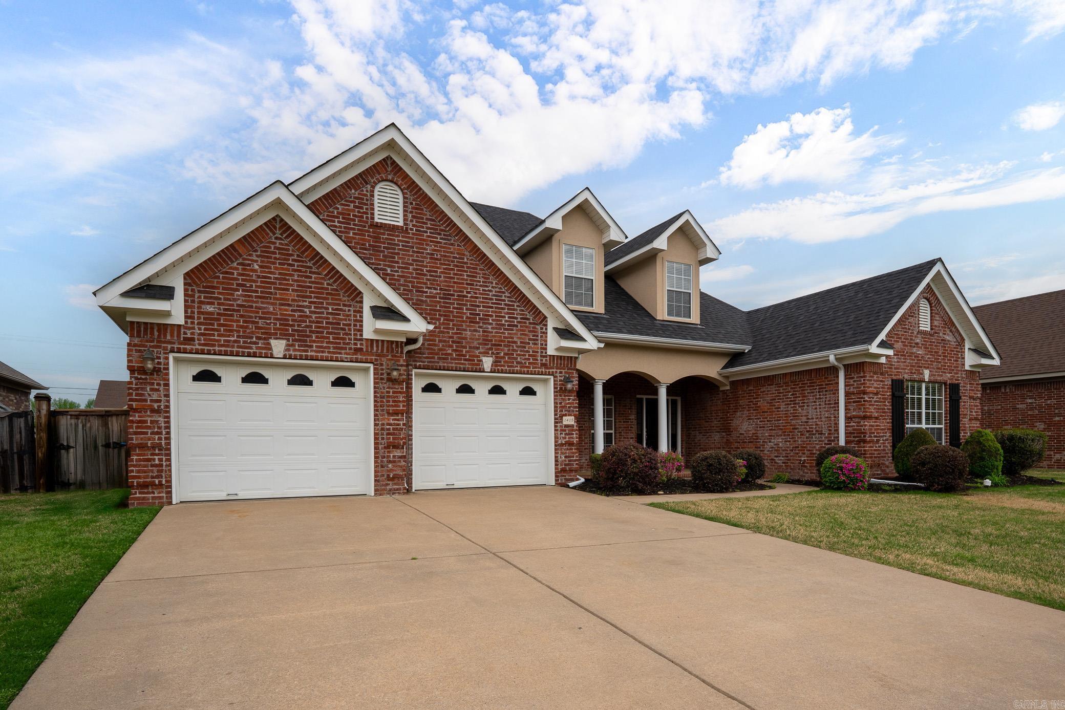 SOUTHWIND - Residential