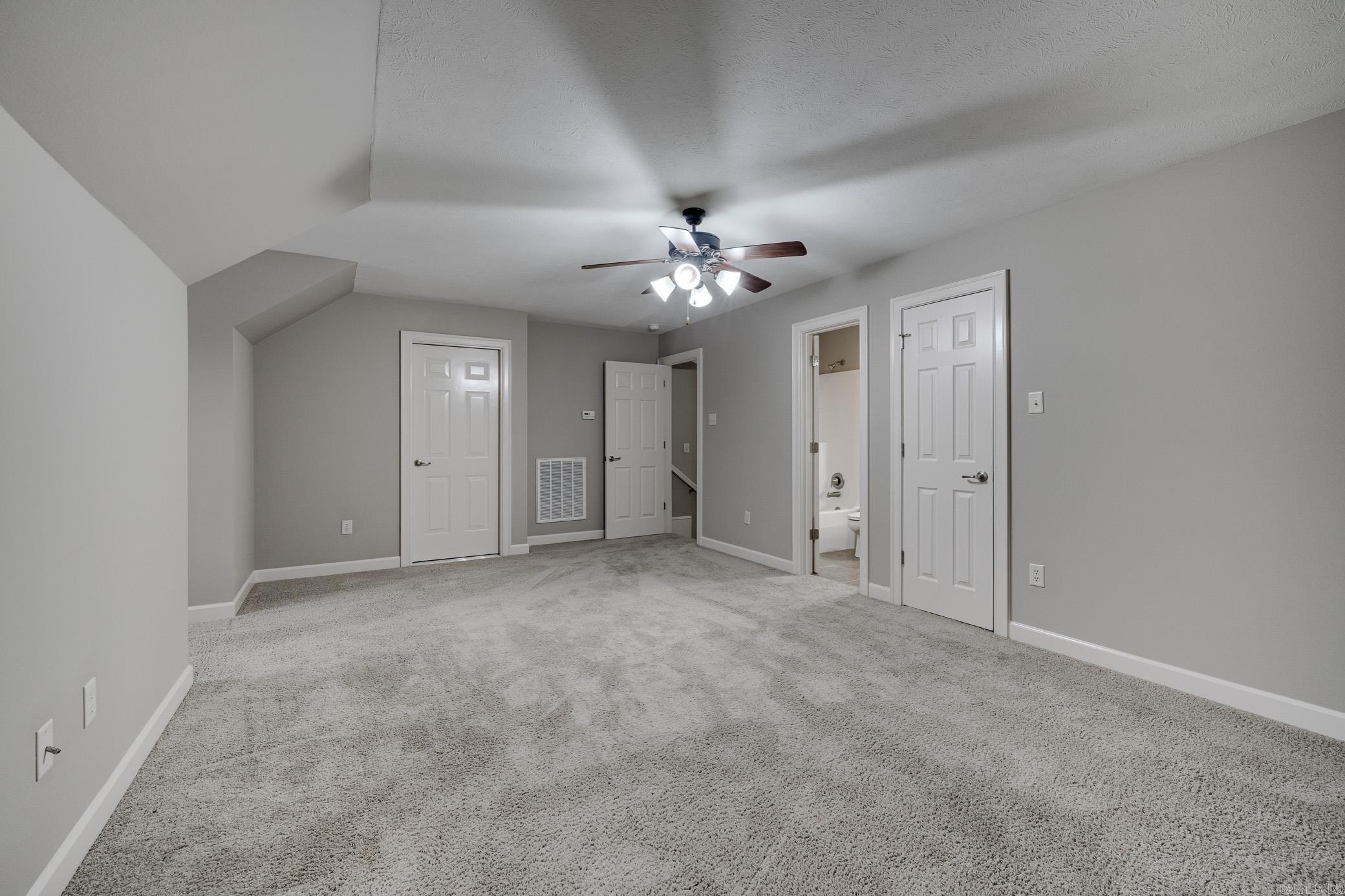 SOUTHWIND - Residential