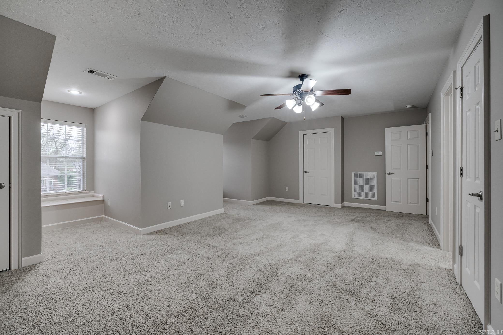 SOUTHWIND - Residential