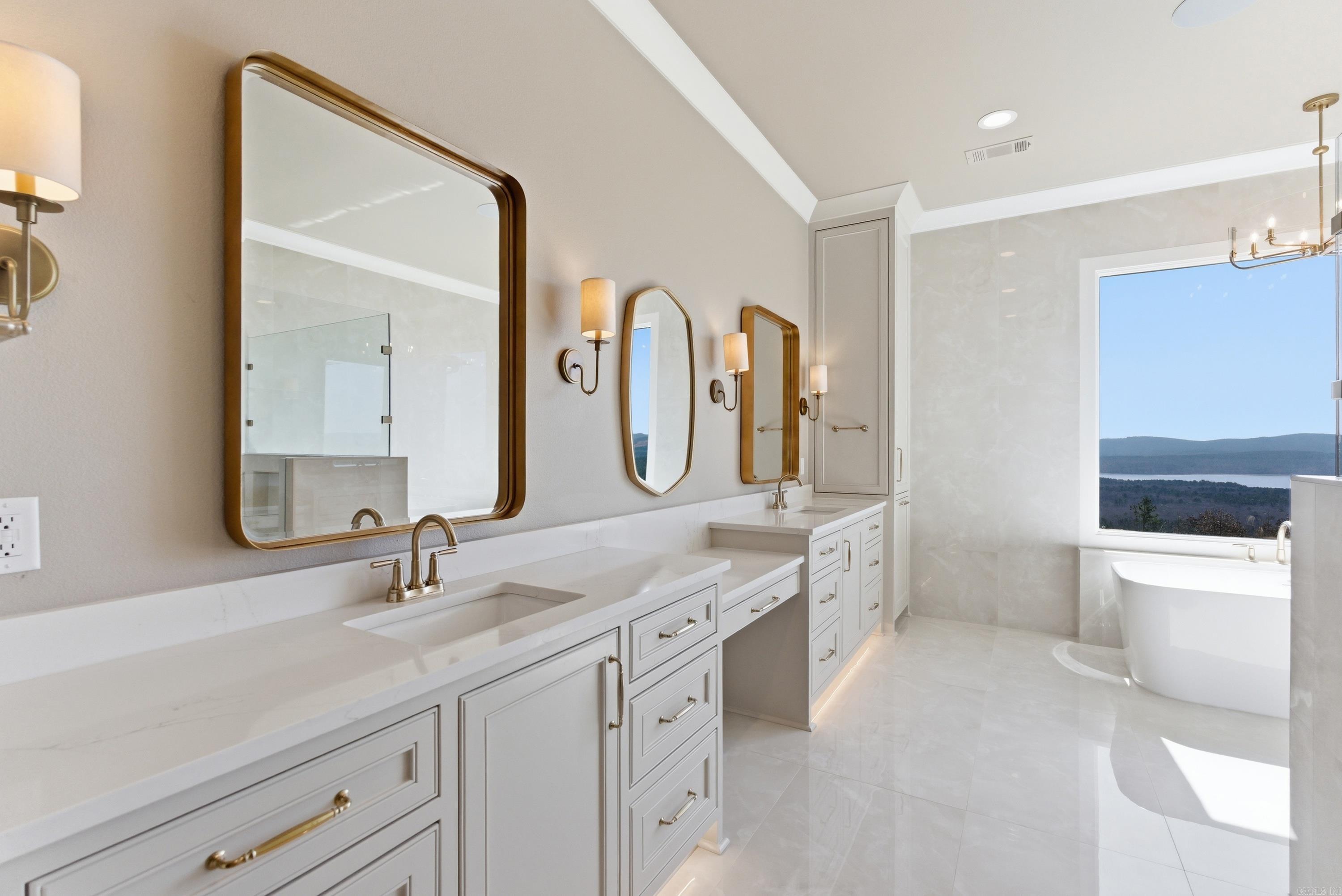 LAKEVIEW WEST - Residential