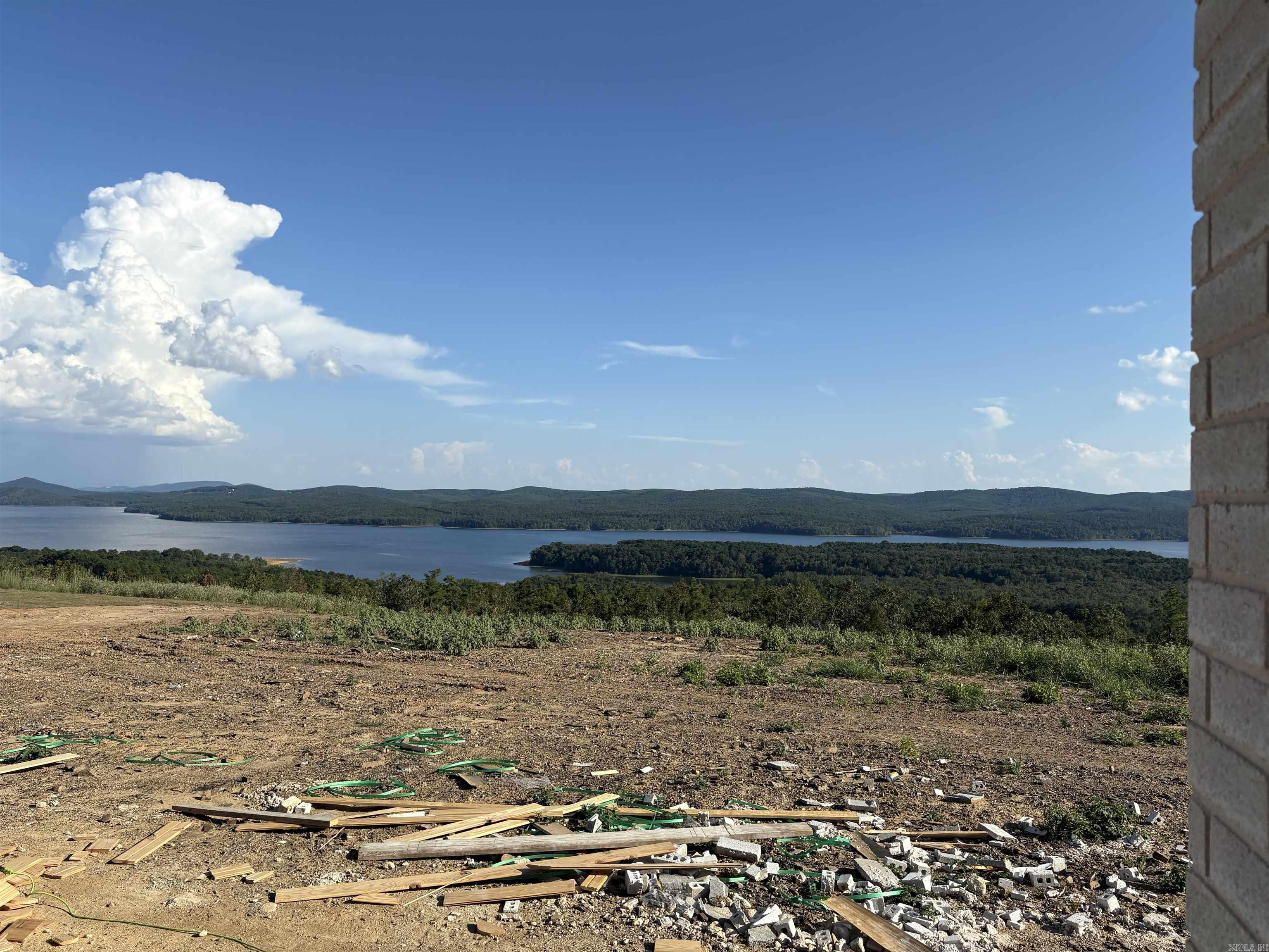 LAKEVIEW WEST - Residential