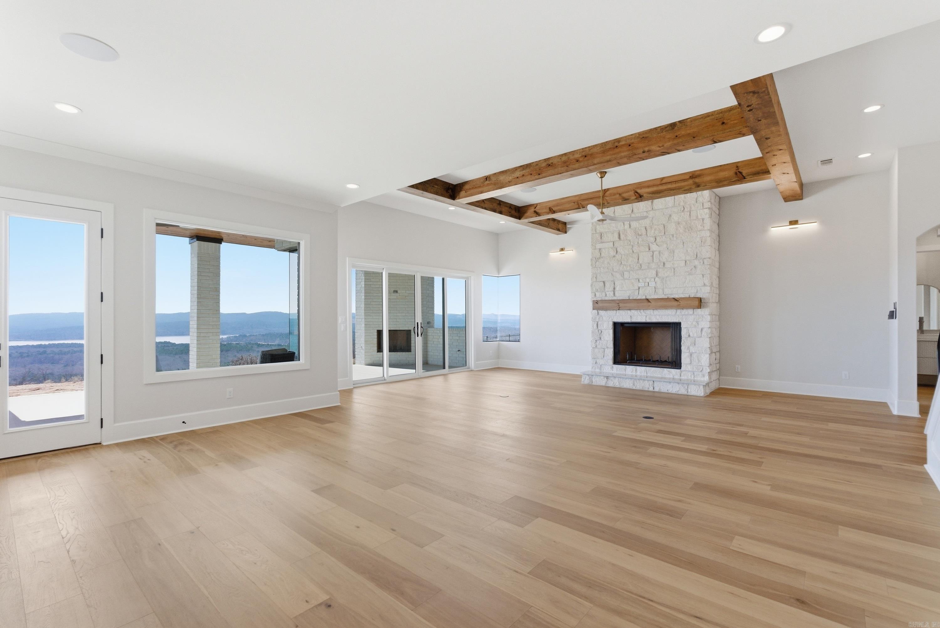 LAKEVIEW WEST - Residential