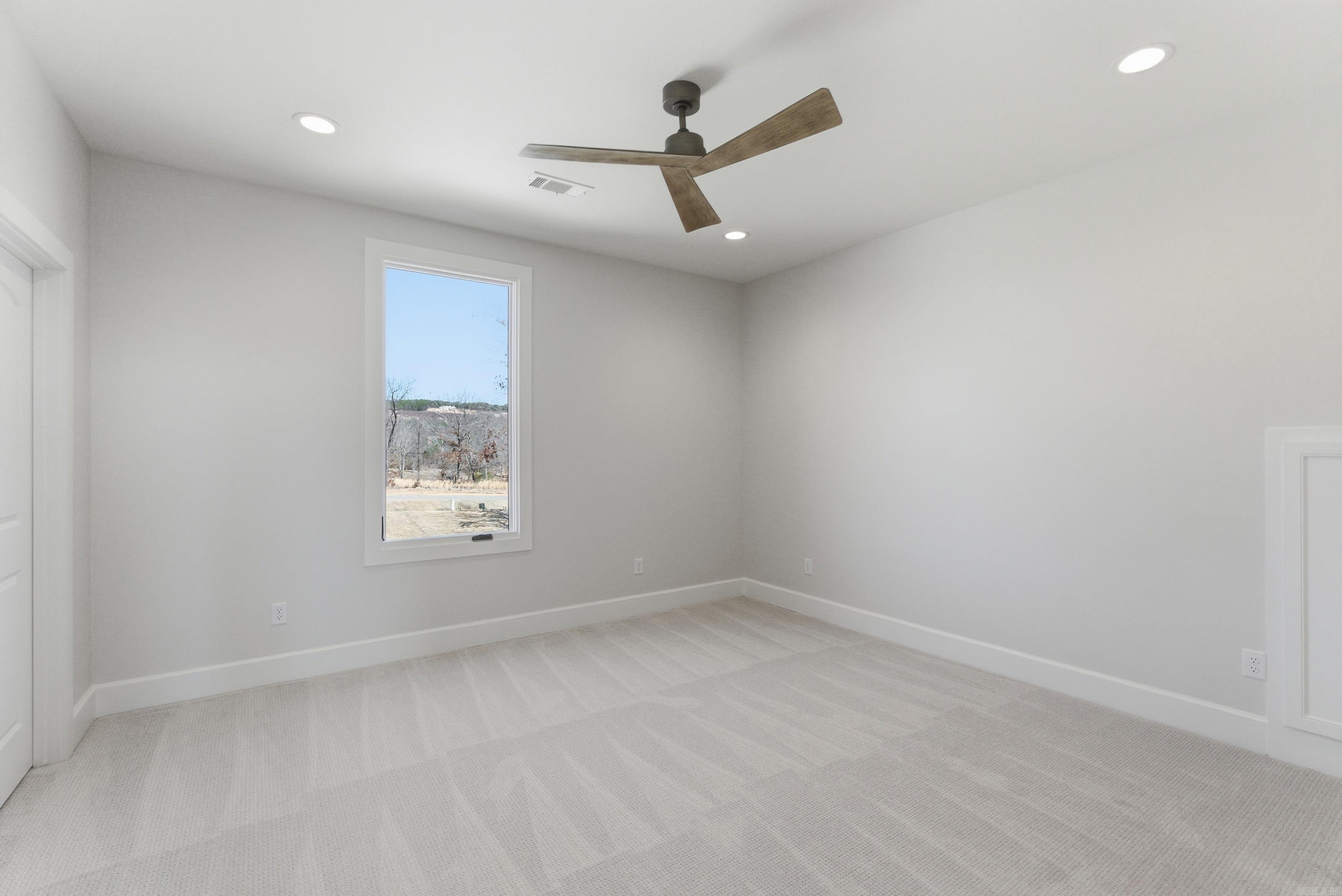 LAKEVIEW WEST - Residential