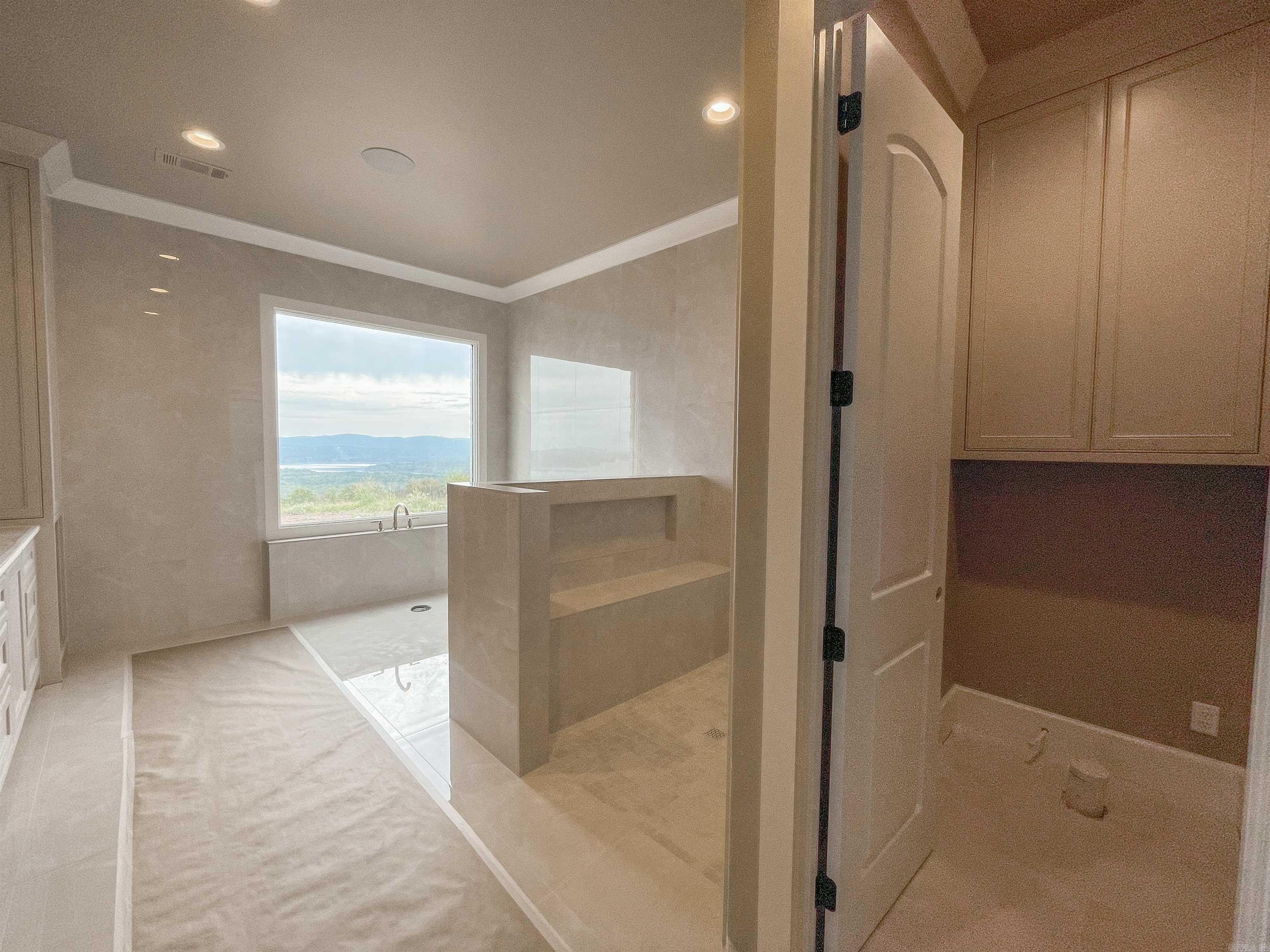 LAKEVIEW WEST - Residential