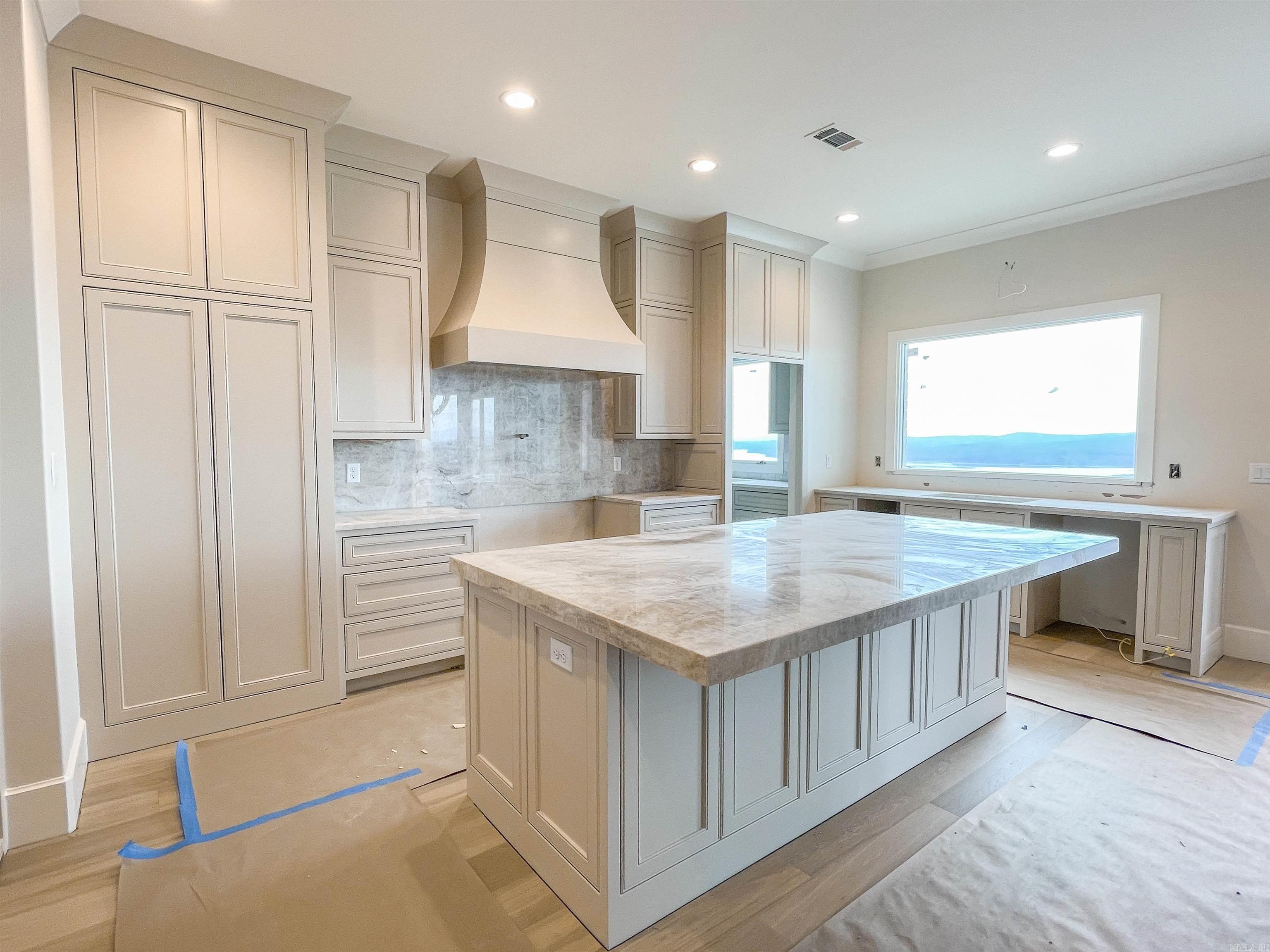 LAKEVIEW WEST - Residential