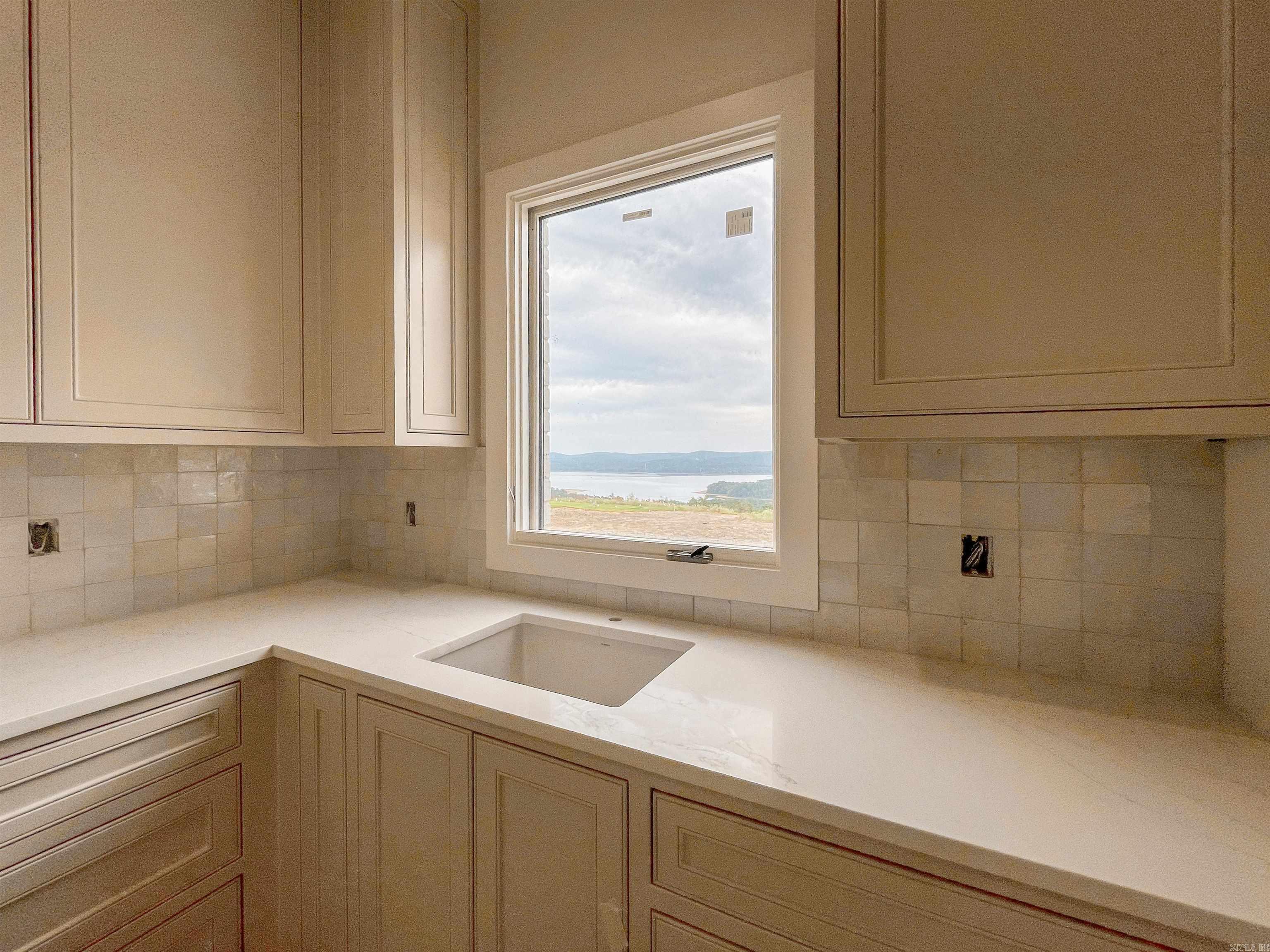 LAKEVIEW WEST - Residential