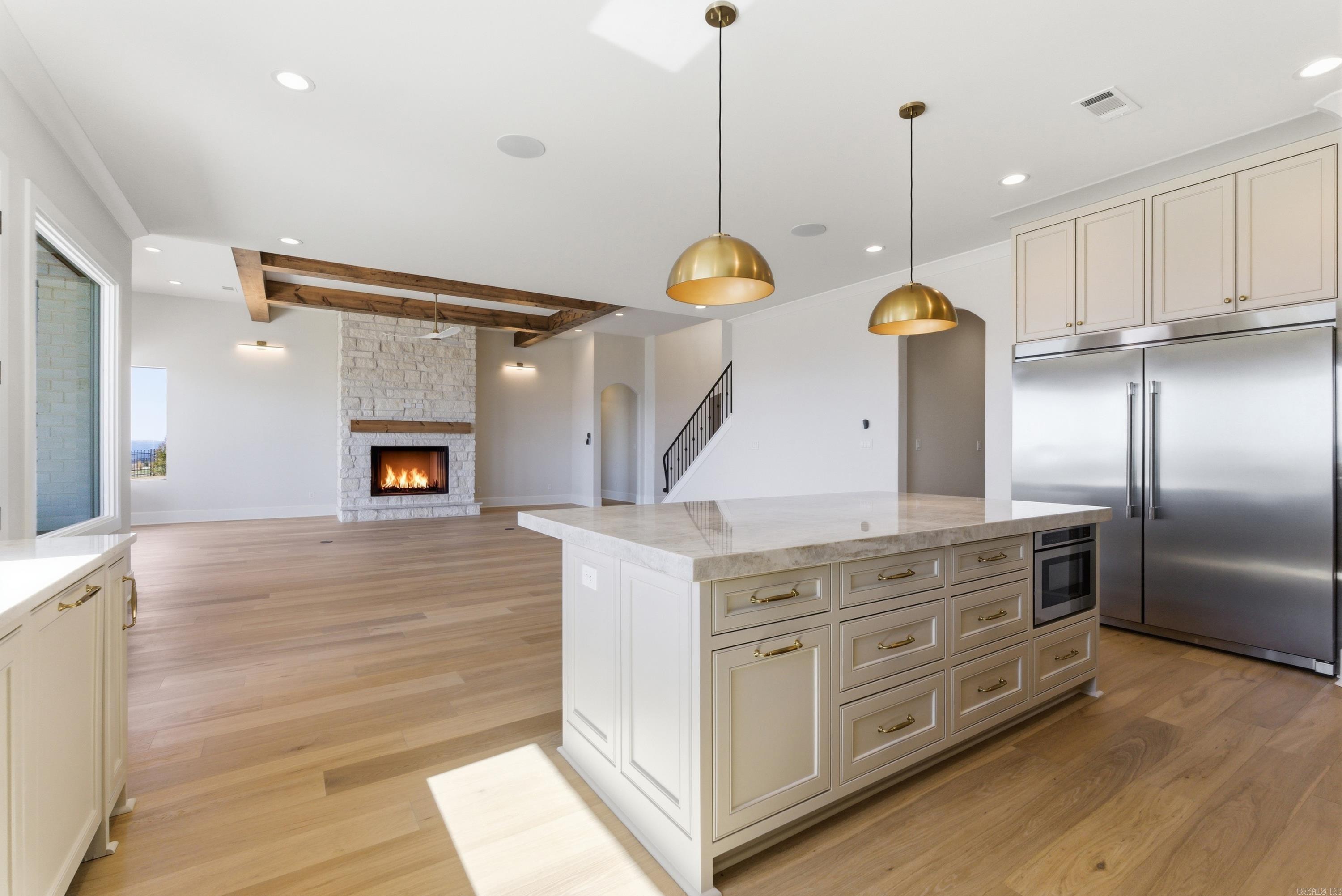 LAKEVIEW WEST - Residential