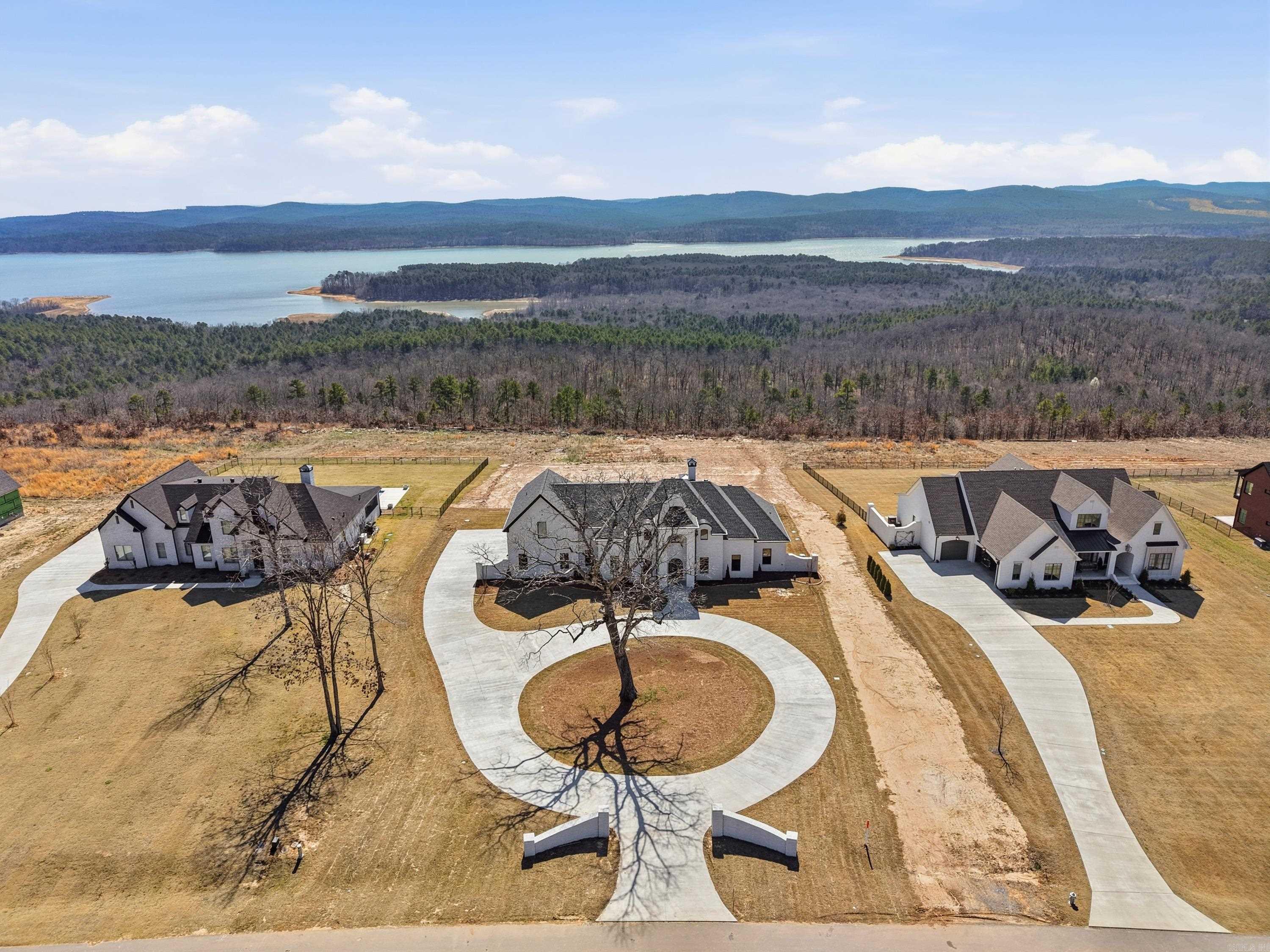 LAKEVIEW WEST - Residential